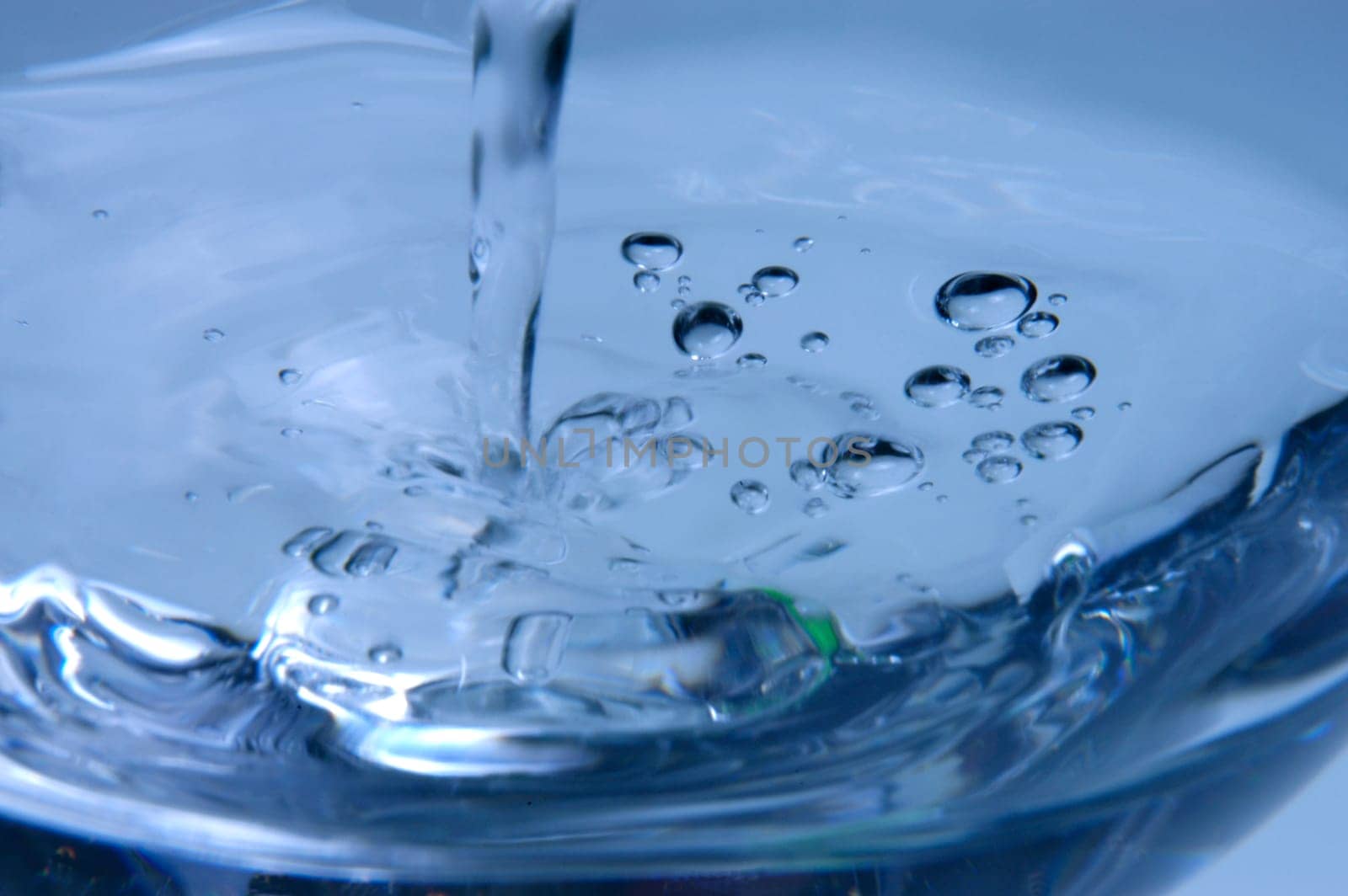 (water splash) or water or (water glass) or (water liquid) or (water clean)