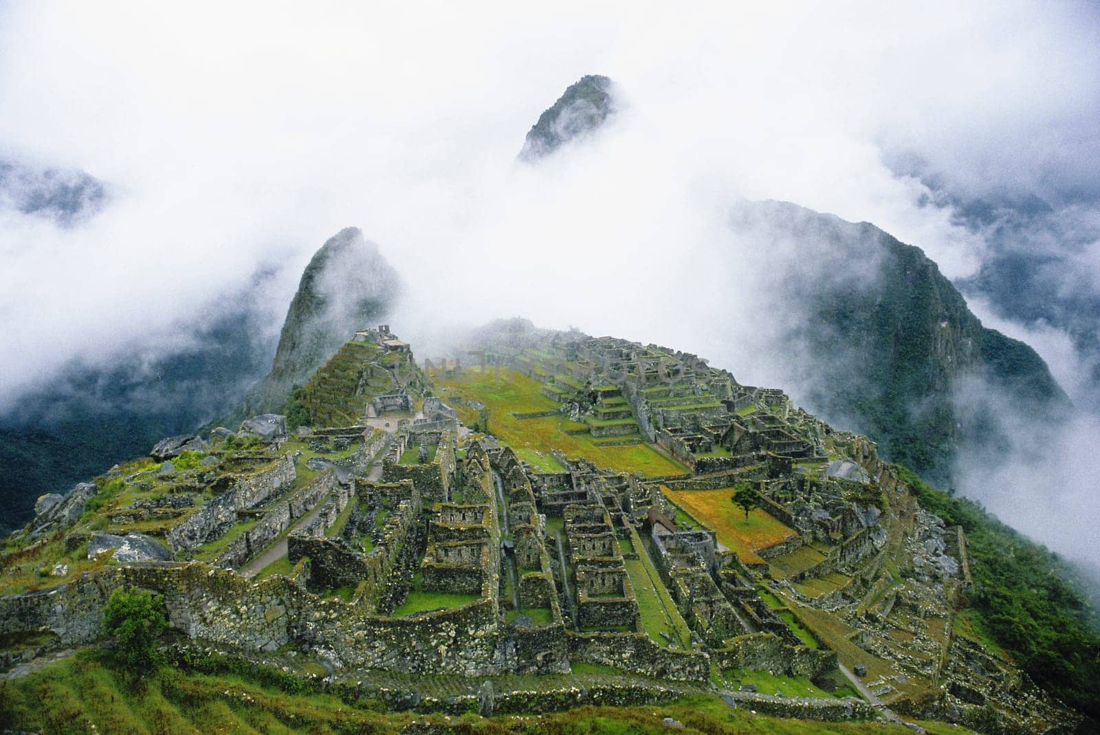 Peru trip 1993 Data up to poster size available The phenomenal Inca site of Machu-Pichu on the Urubamba River in the Peruvian Andes