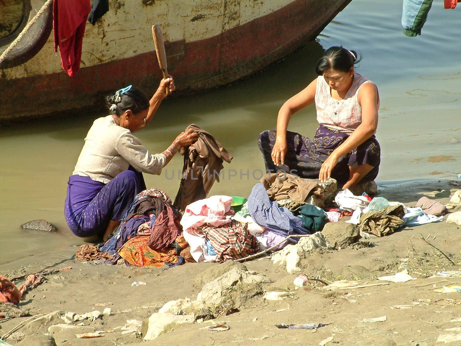 Laundry by the river2