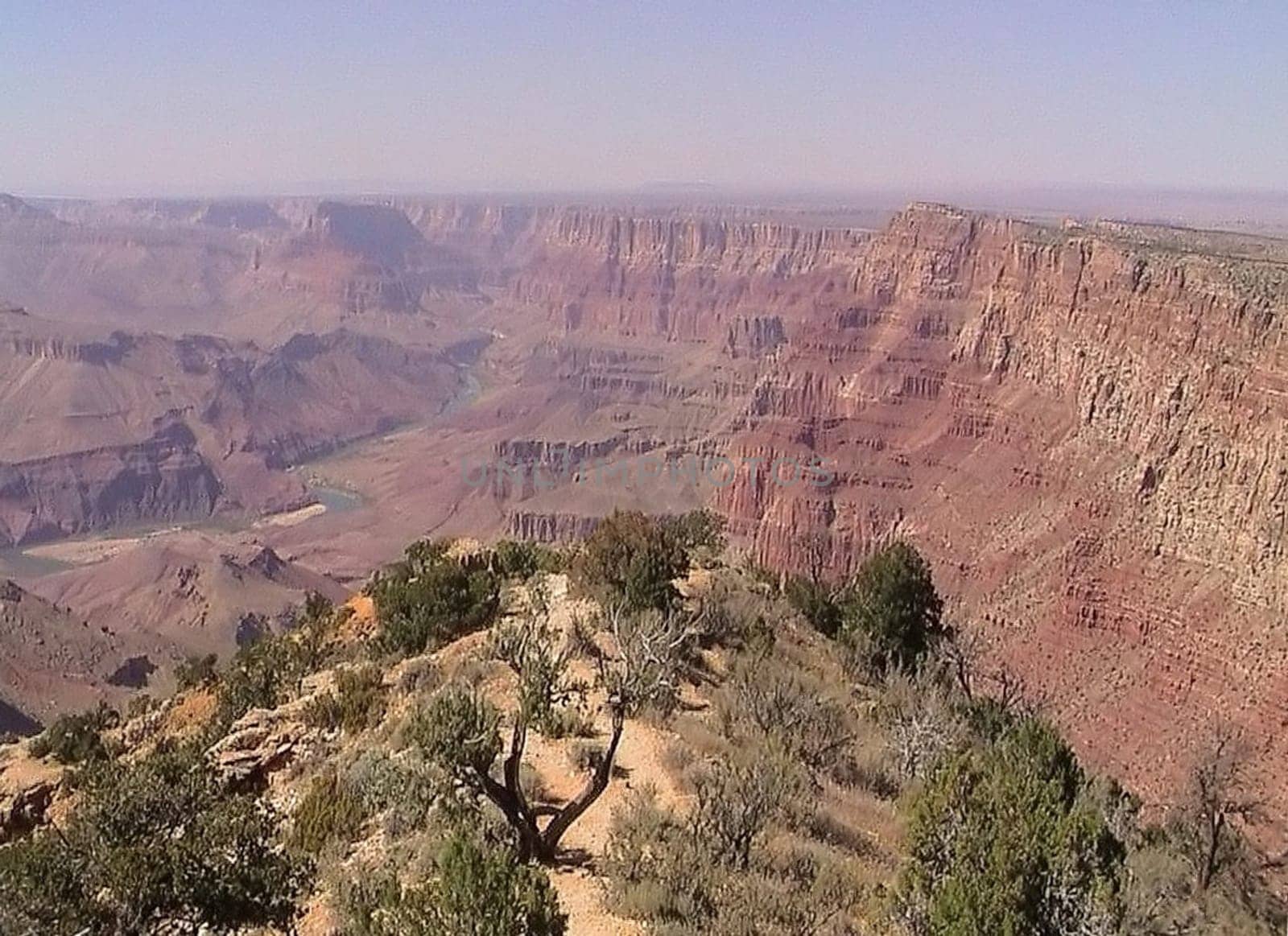 The Grand Canyon is a real pleasure for every hobby photographer and,of course,for every professional photographer,but in my opinion,the unbelievability of this natural wonder cannot be captured in one picture.