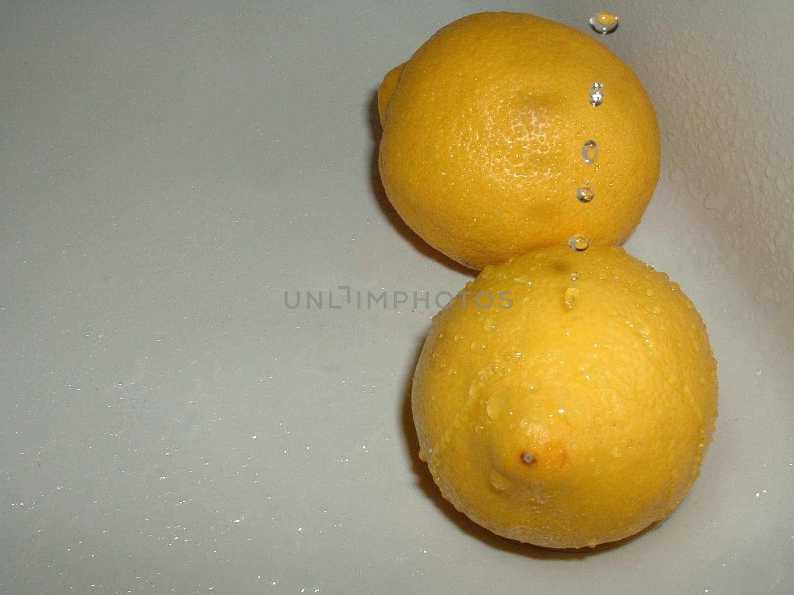 Lemon shower