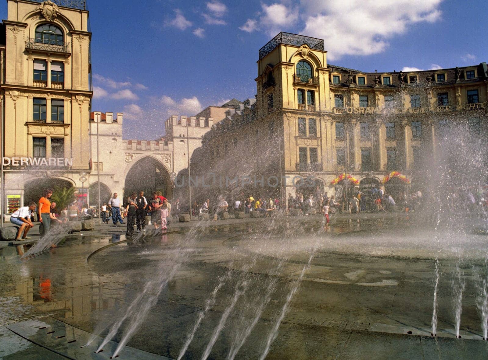 Am Stachus in Munich I
