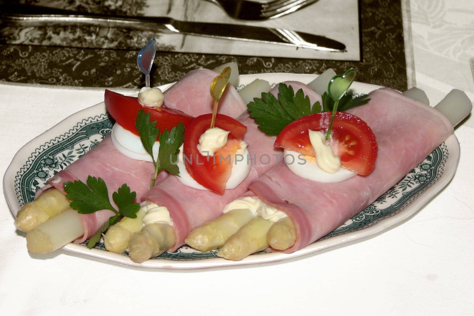Asparagus rolls with Beelitz asparagus