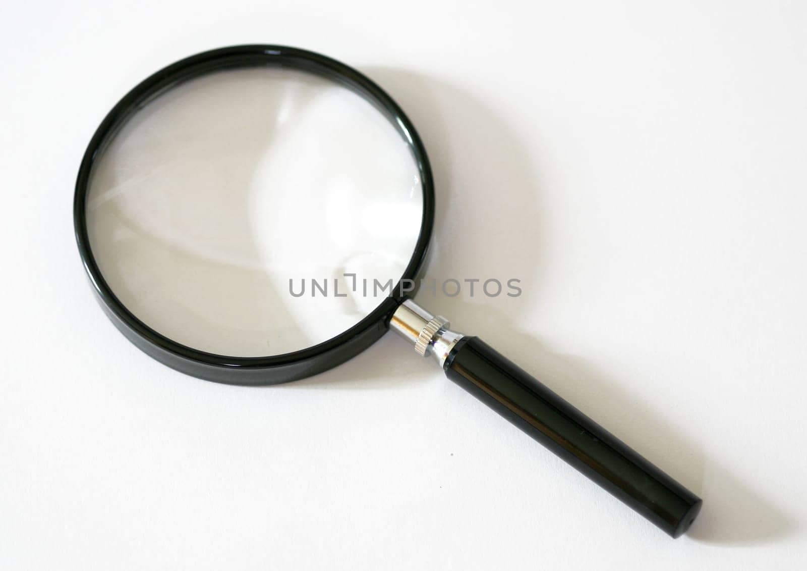 magnifying glass2