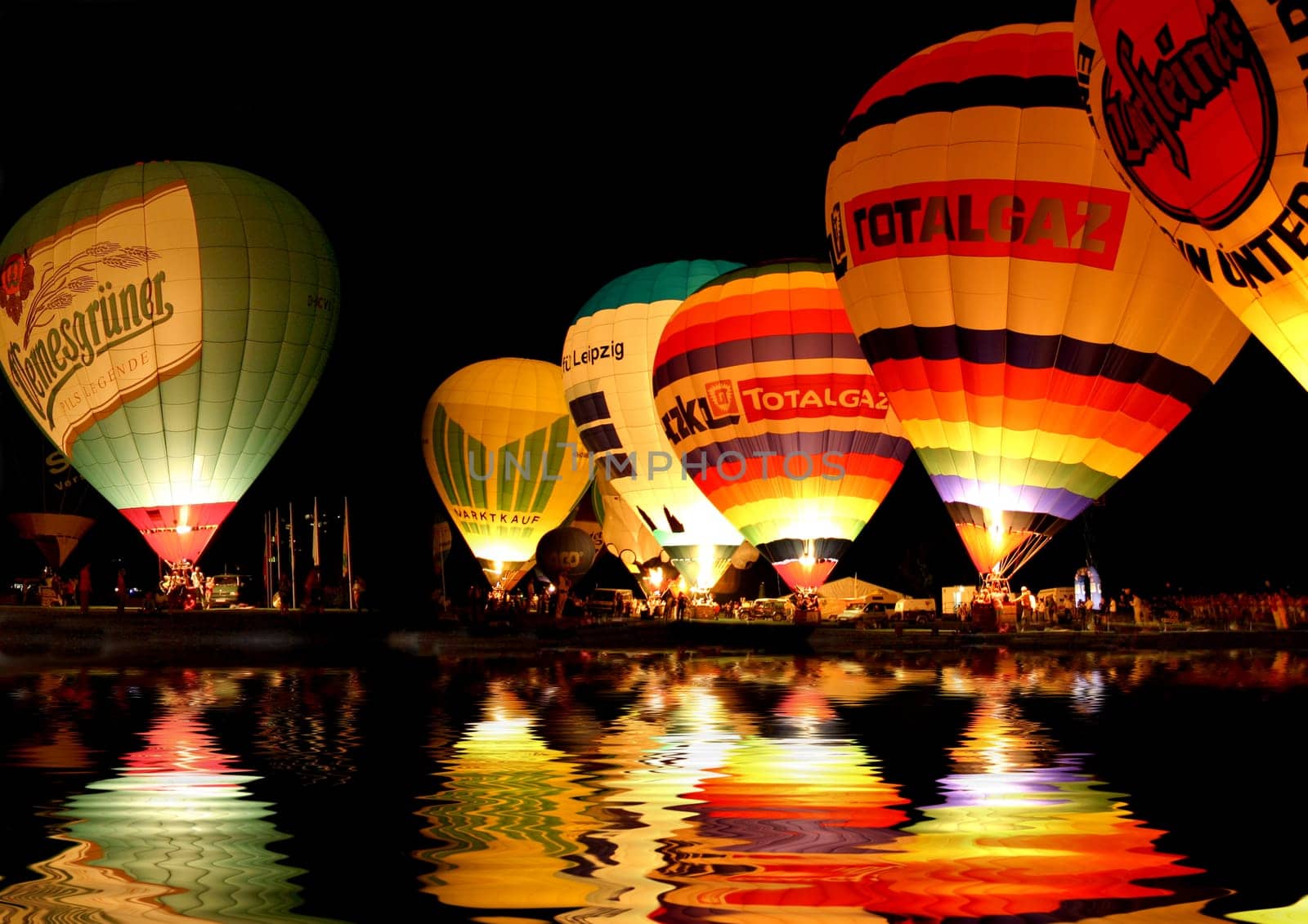 Balloon glow