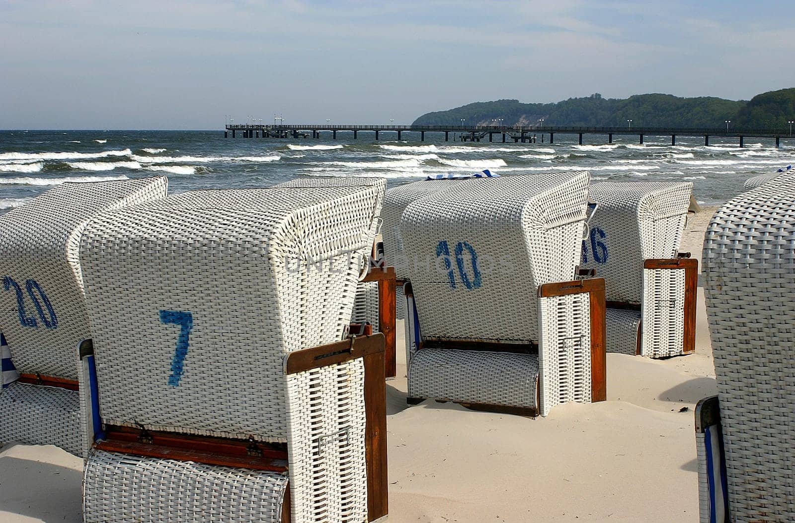 Beach chairs 02