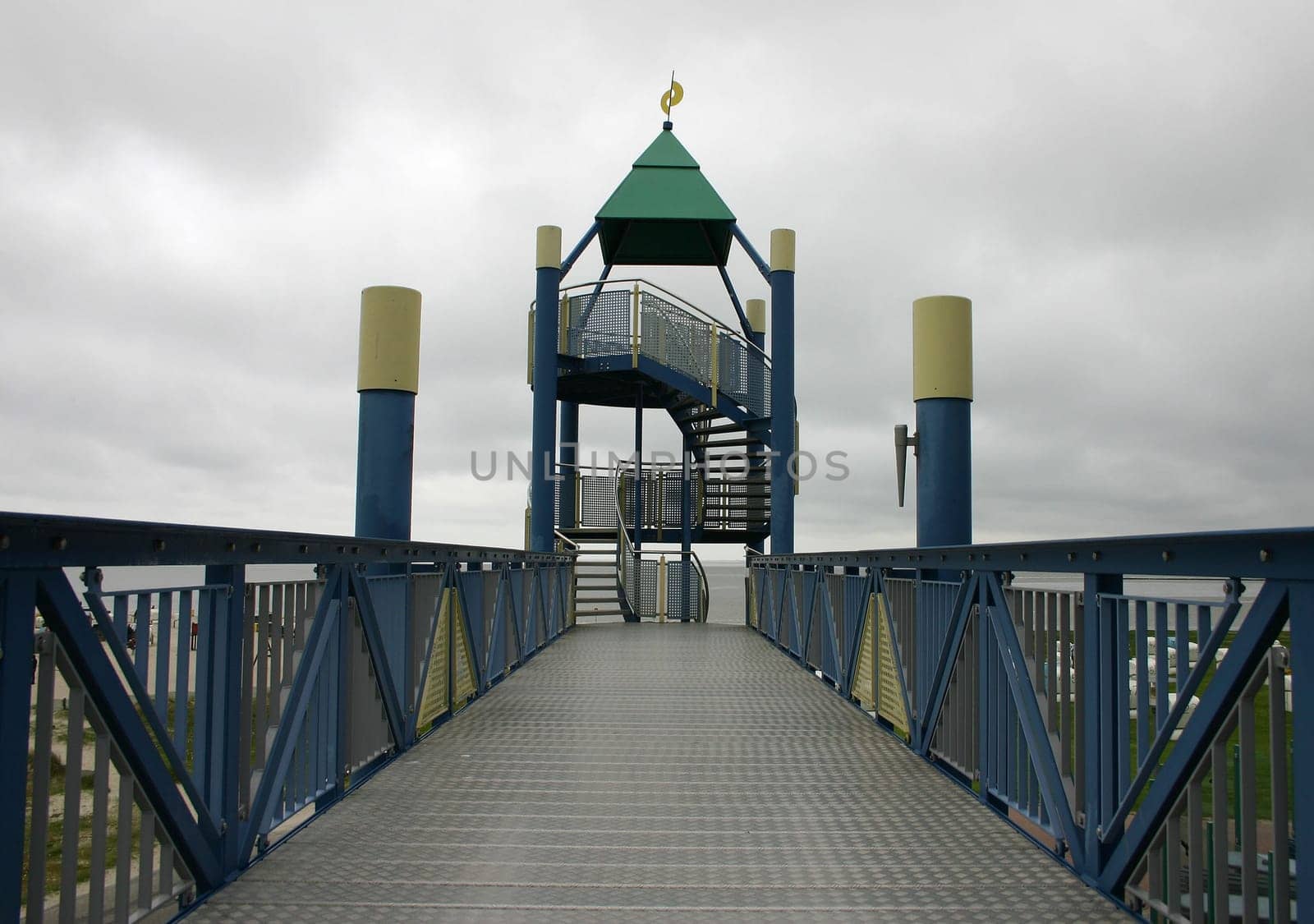Observation tower