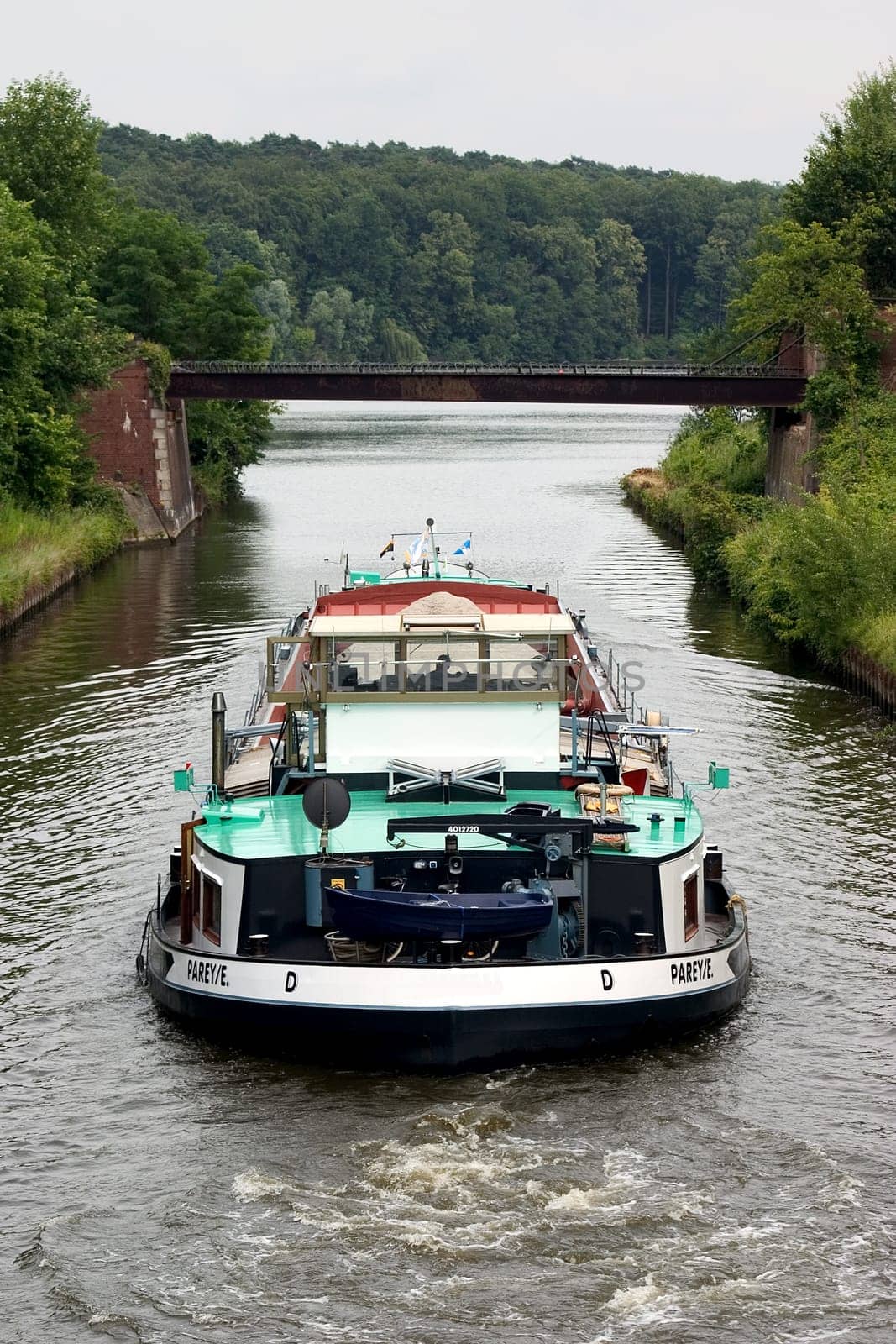 Inland waterway vessel 05