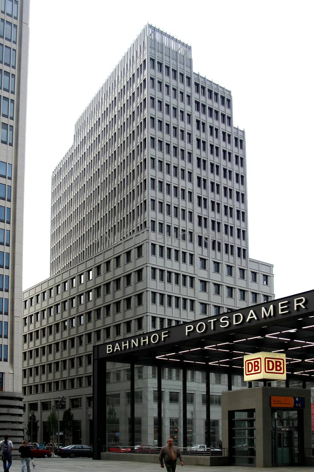 Potsdamer Platz station