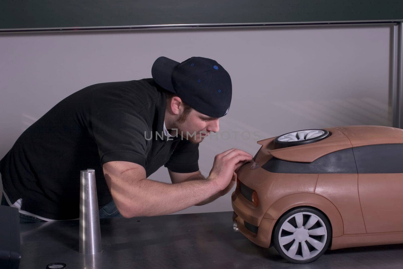 1:4 model of a mini made of industrial plastelin,facelift Study of the students of the State Technical School for Porcelain and Industrial Mold Design