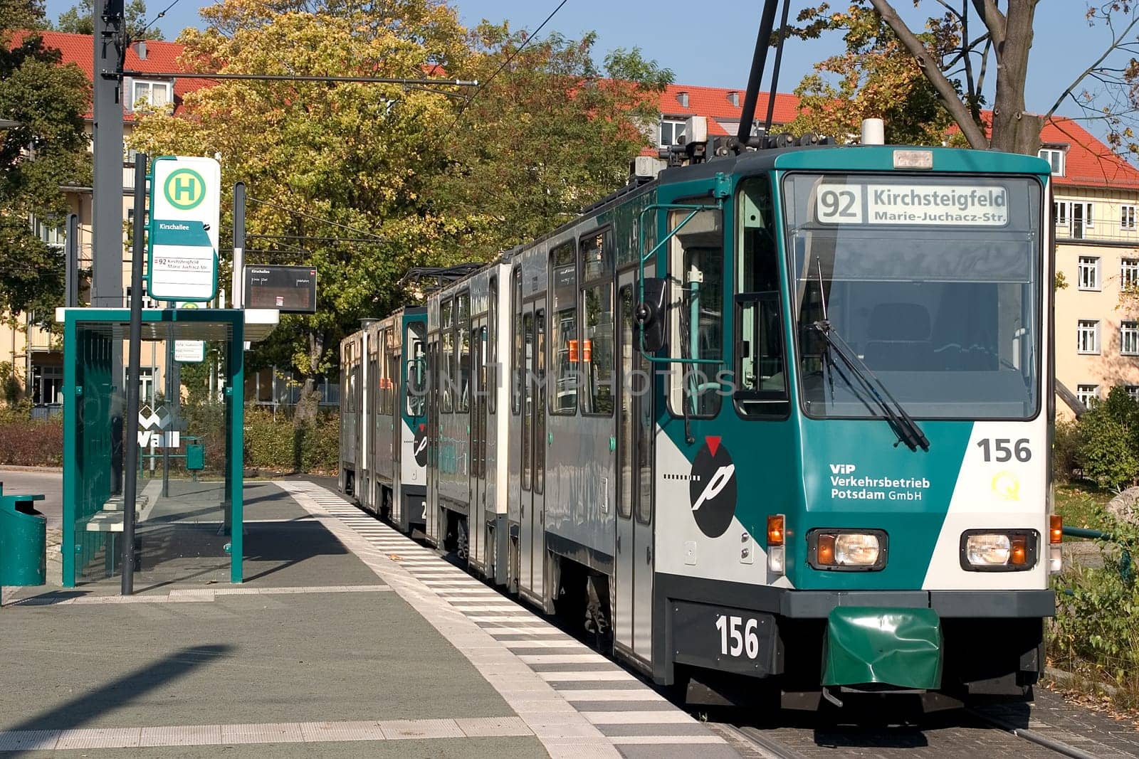 Tram 02