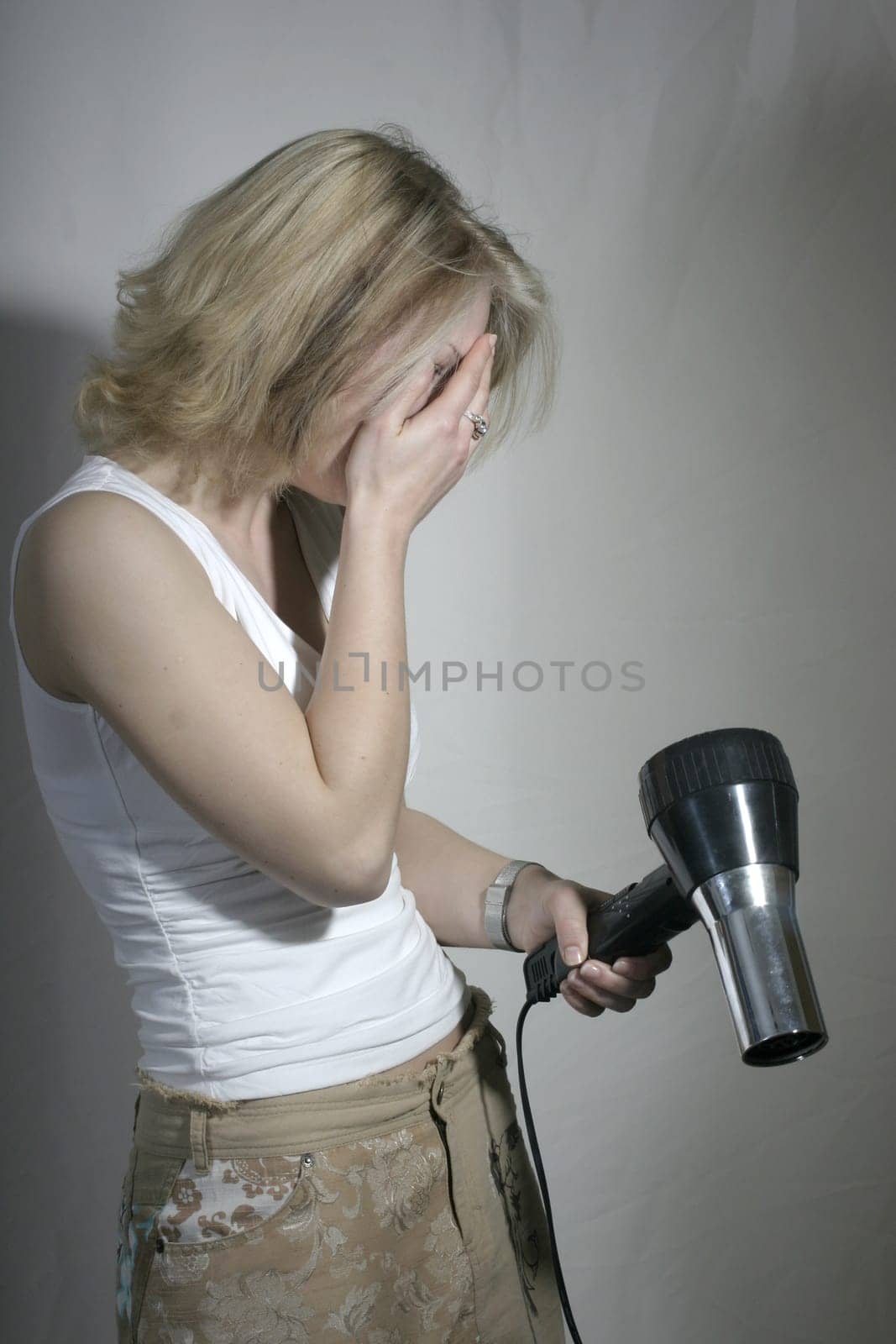 Serial shot "The Woman's Weapons"" - Picture 5 of 5"