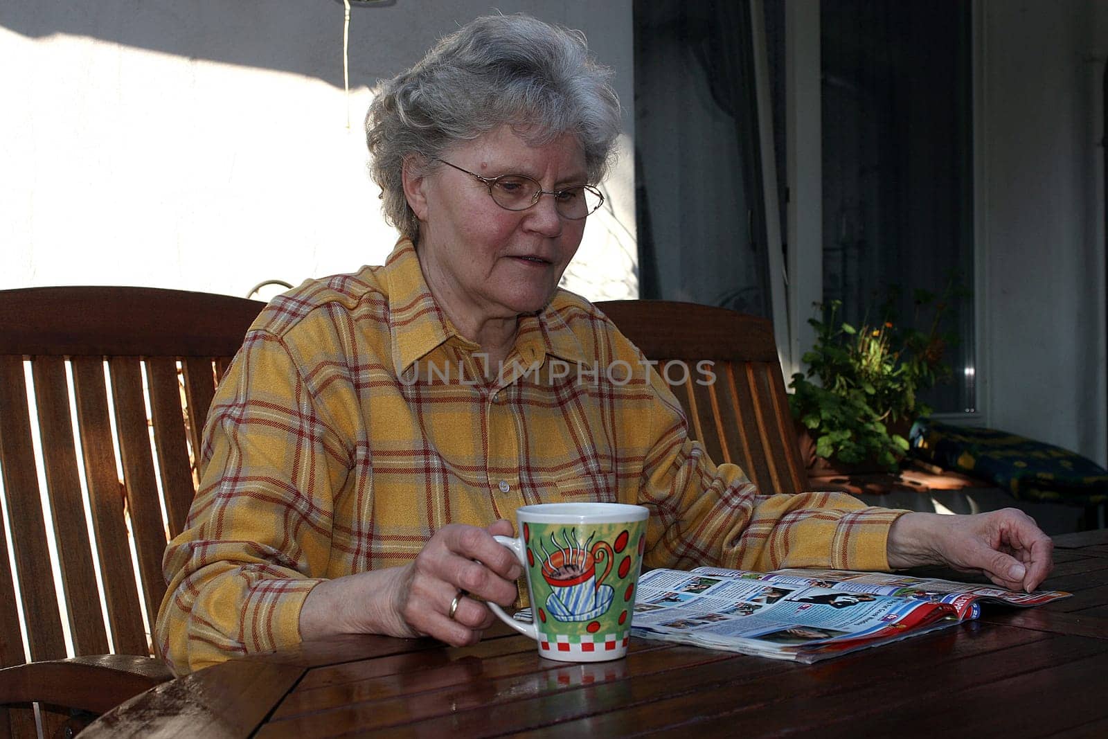 Woman reading
