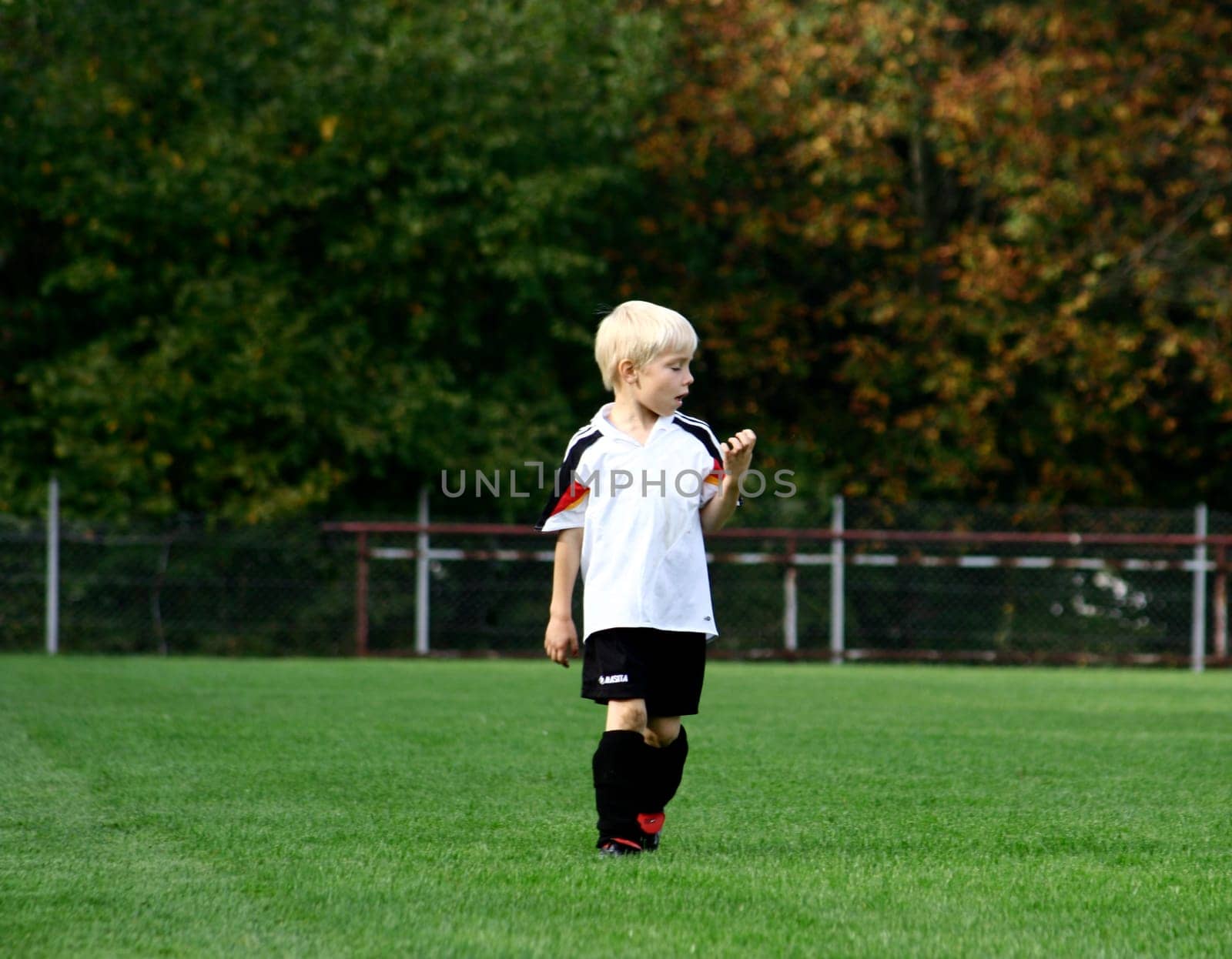 Photo in the series of shots "Football photos autumn 2005"""