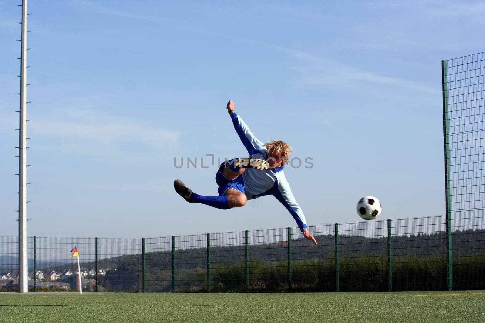 Photo in the series of shots "Football photos autumn 2005"""