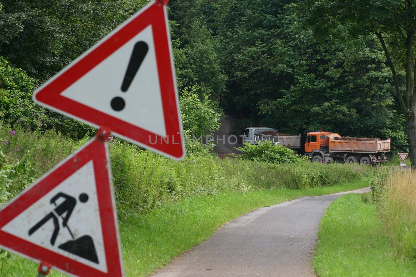 Attention,construction site