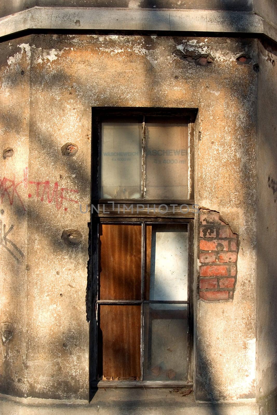 Window ruin