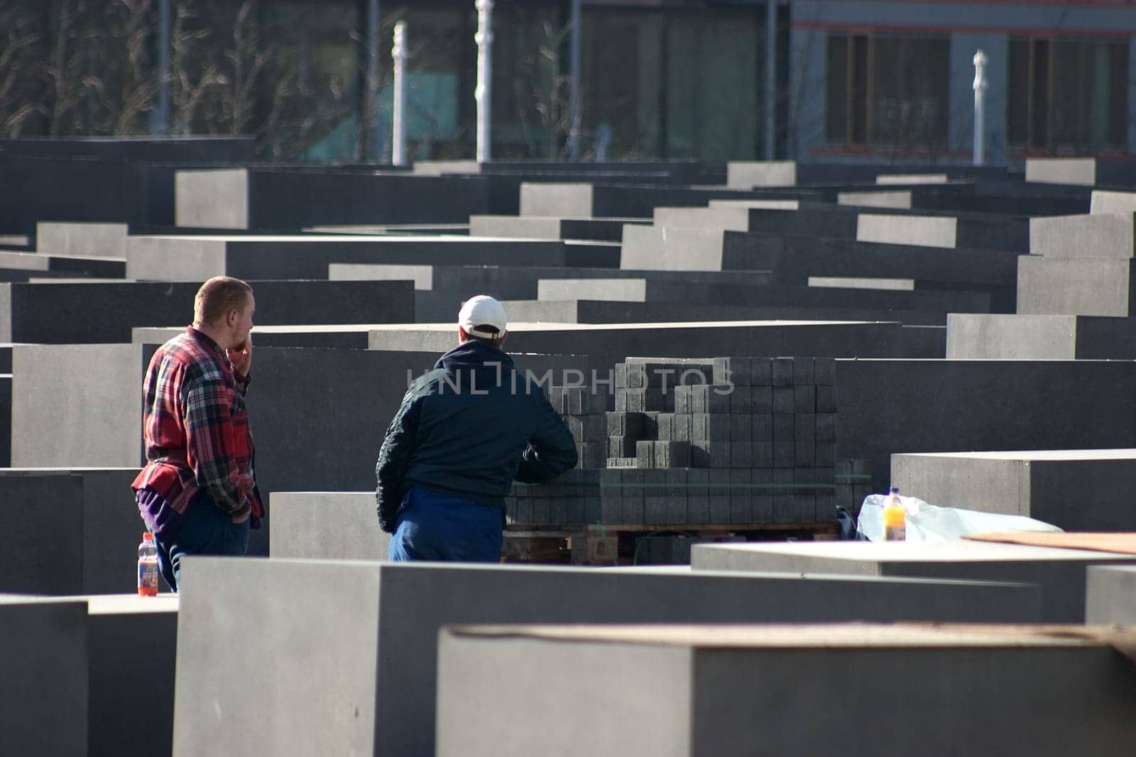 holocaust memorial 09