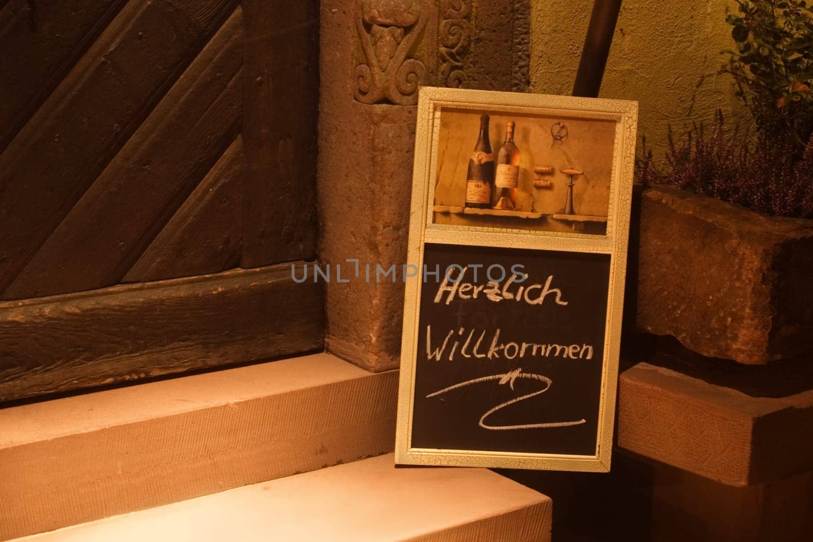 you are always in the restaurant "Zur Sackpfeife"" and are pampered as a guest all around. I can only warmly recommend it to anyone who ever comes to Ladenburg. Not only beautiful to look at from the outside,but also inside it is just wonderful."
