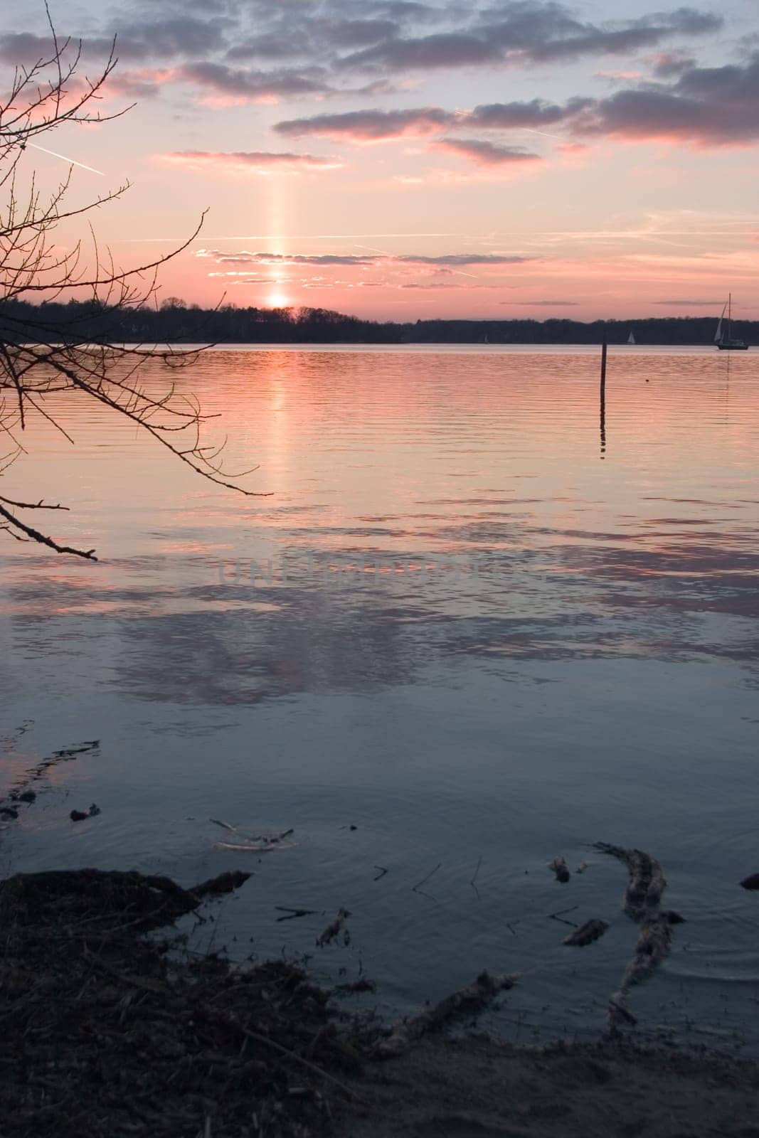 Evening at the lake 04