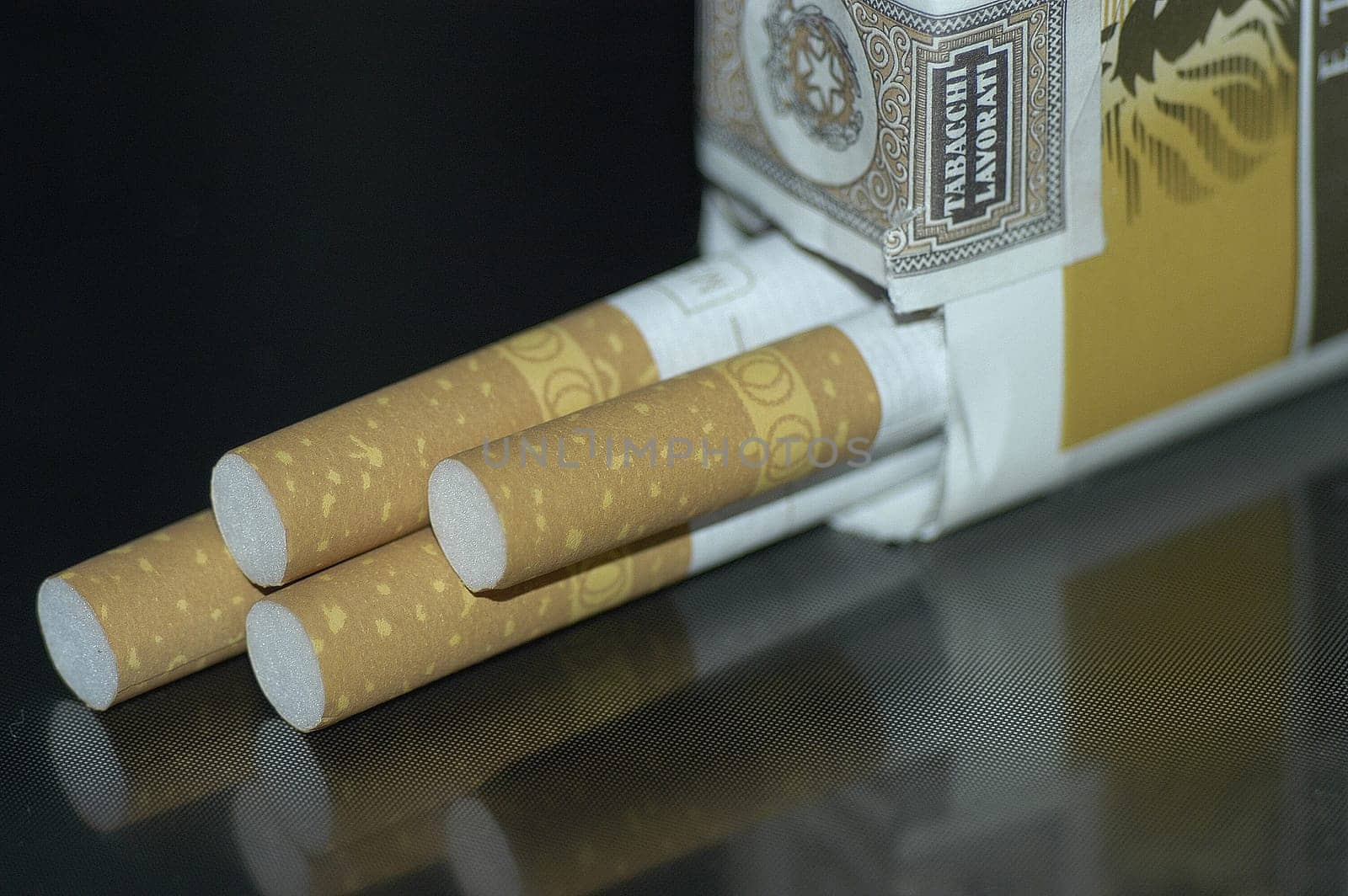Cigarettes 2
