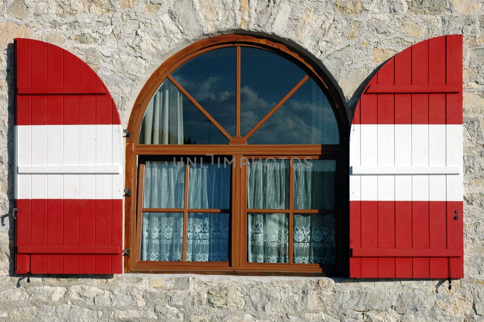 Tyrolean windows