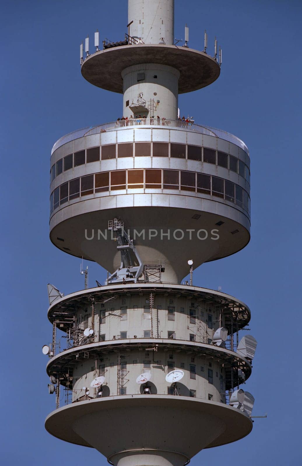 ... with SIGMA 50-500mm Ex,at approx. 350mm,aperture 11...