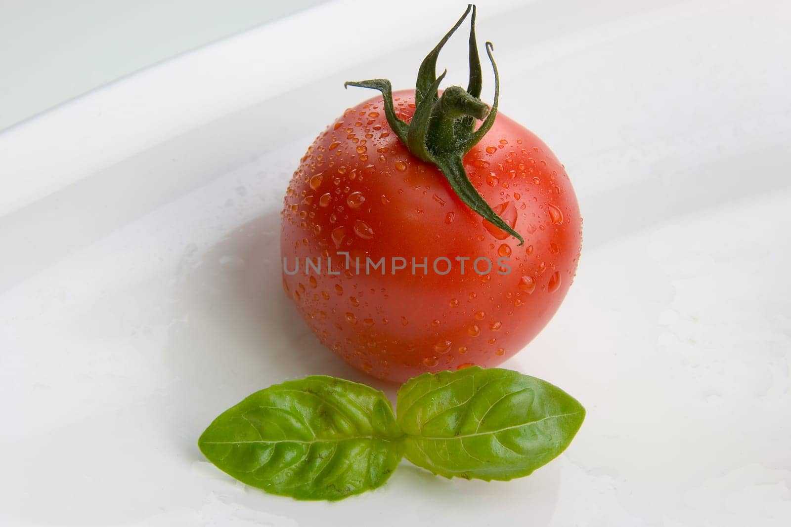 Tomatoes with basil 05