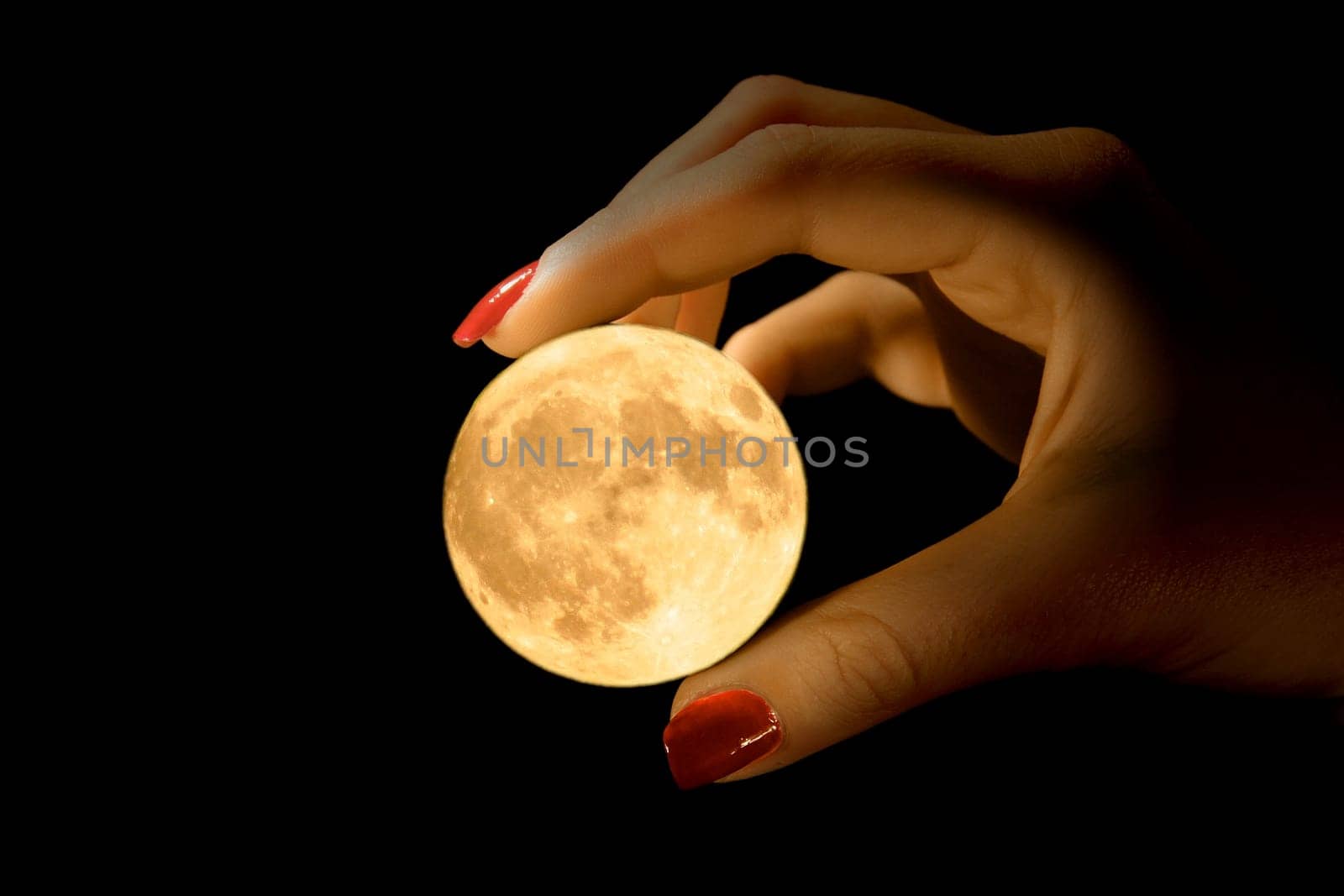 A variation of the image &gt &gt The Lime&lt &lt  Unfortunately I don't have a full moon in higher resolution,so I had to reduce the picture