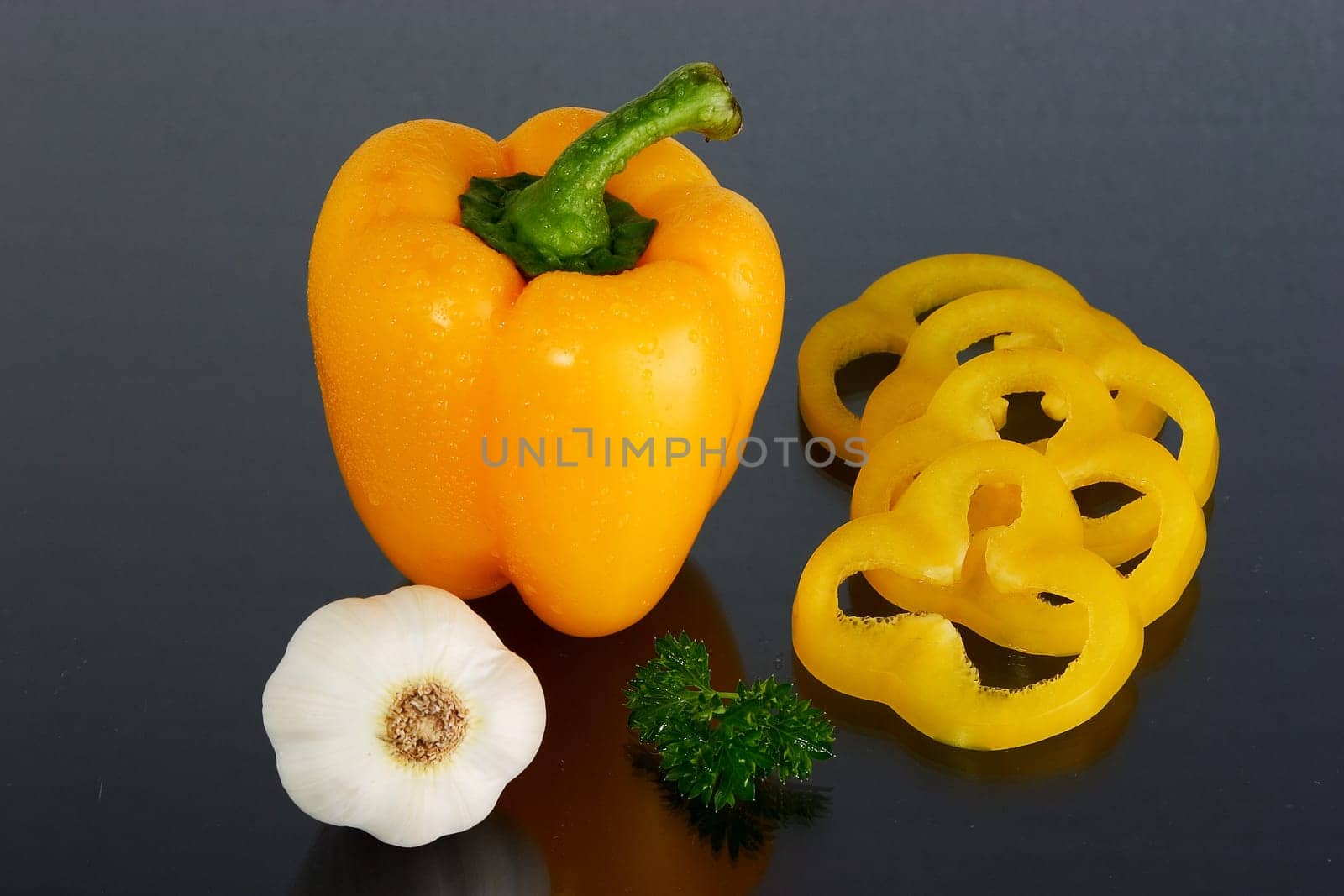 Paprika garlic 04
