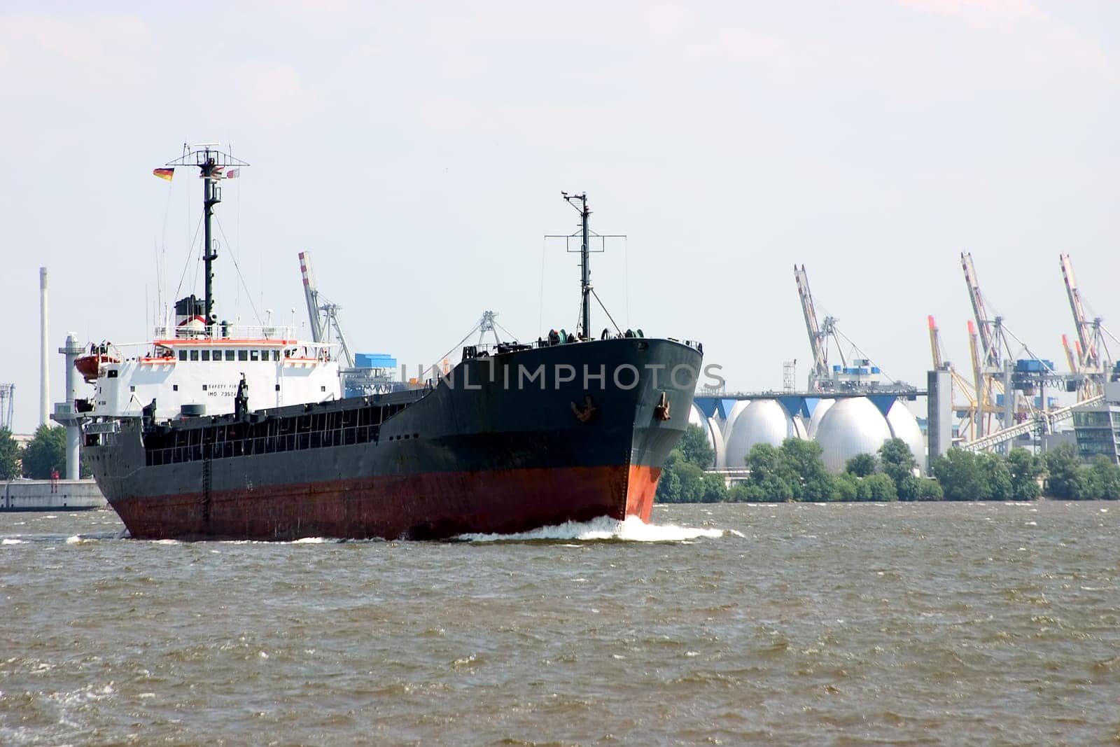 Freighter 05