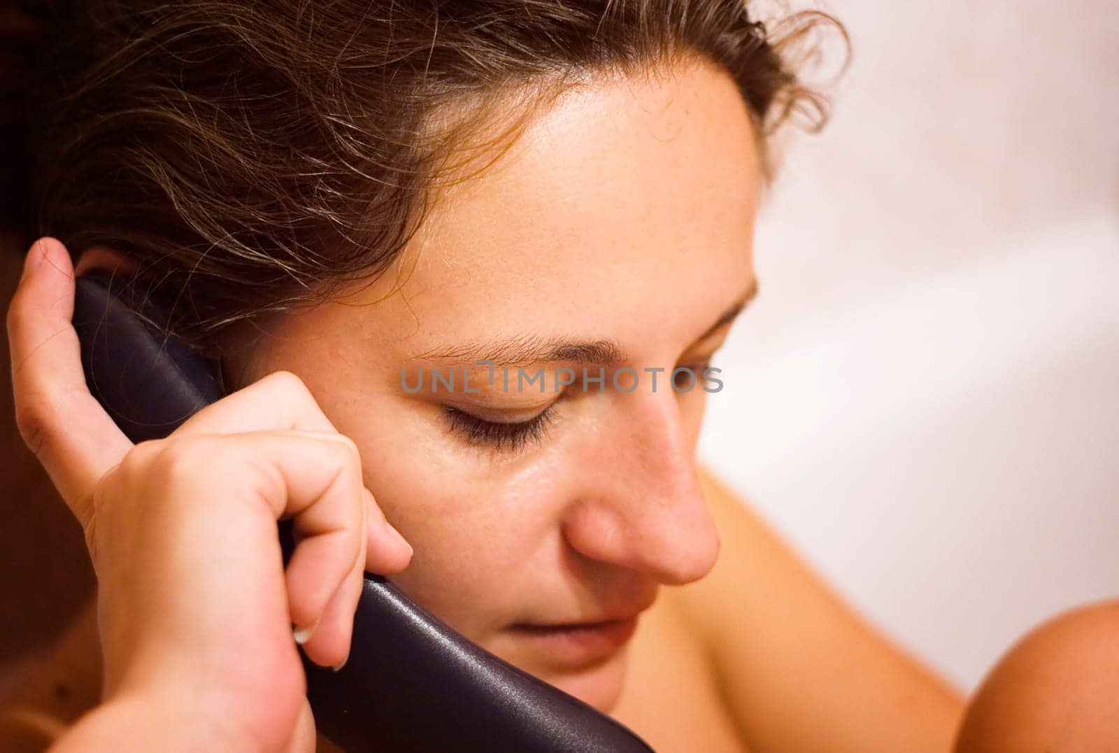 Telephoning II