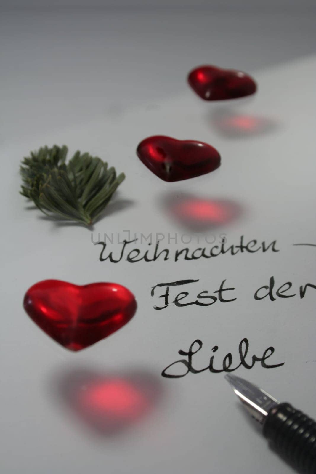 I wish you all a happy,peaceful,loving and relaxing Christmas.