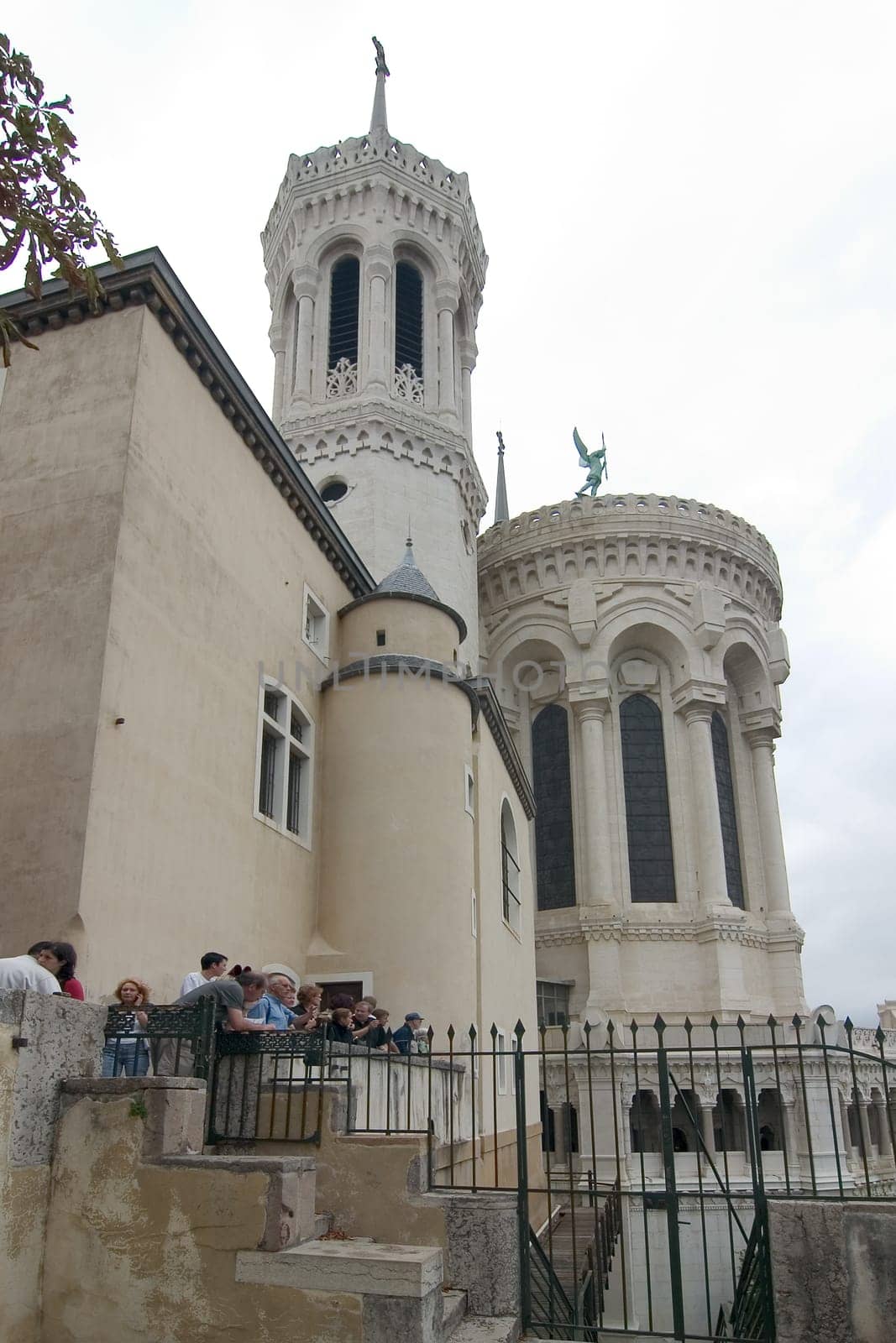 Church Lyon 01