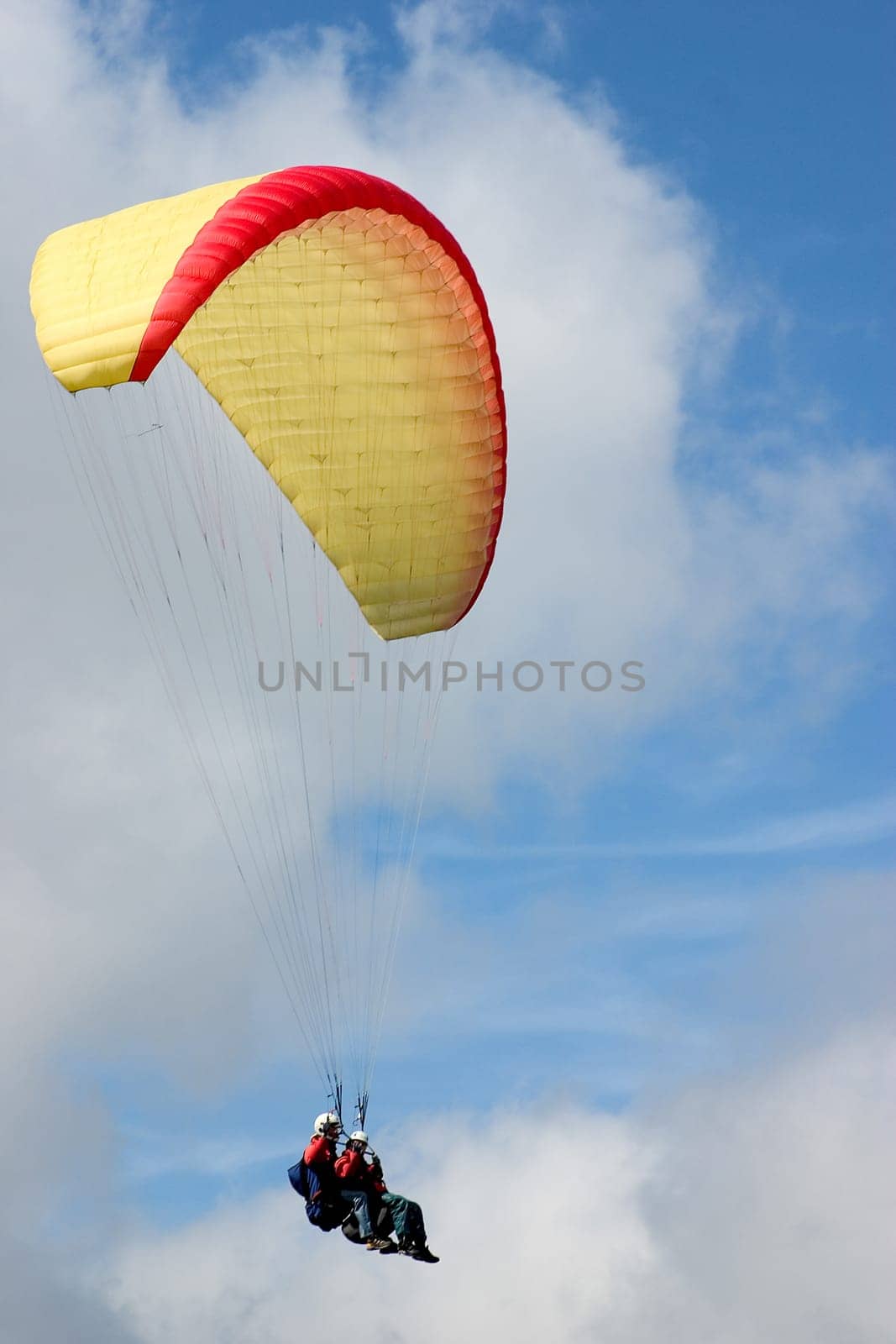 Paragliding at Puy 04