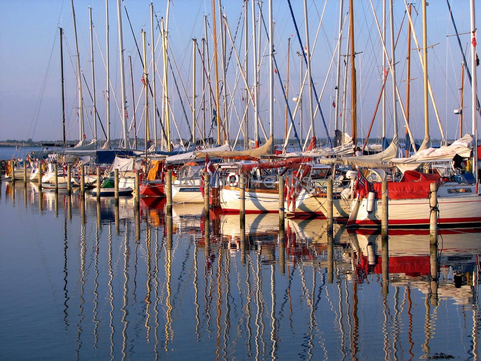 All occupied in the port of Avernakø.