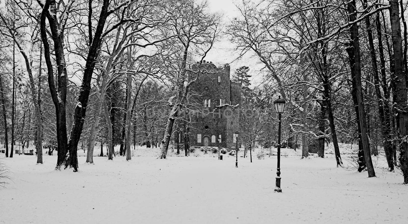 Wilhelmsbad in the snow