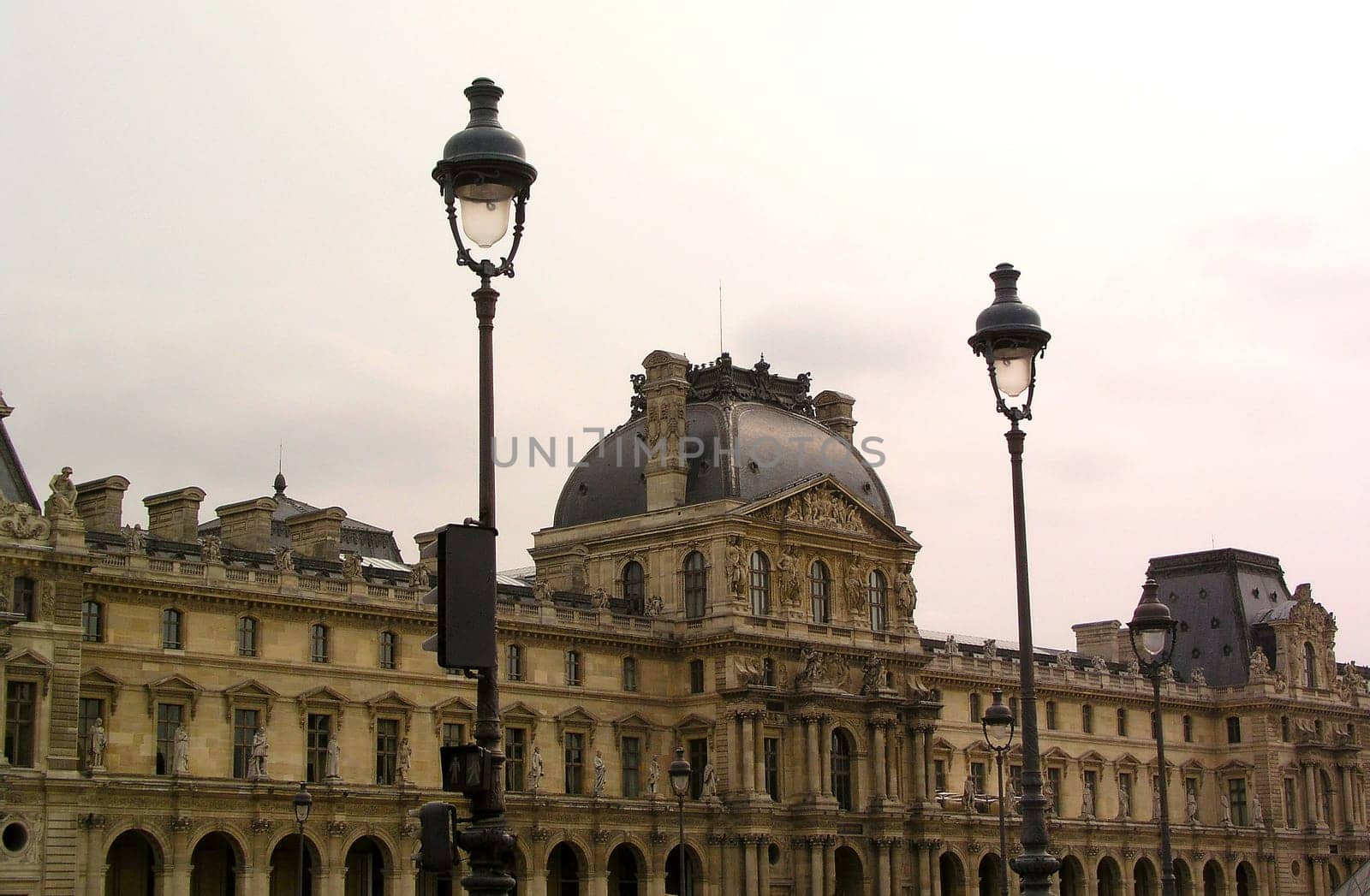 Louvre 2
