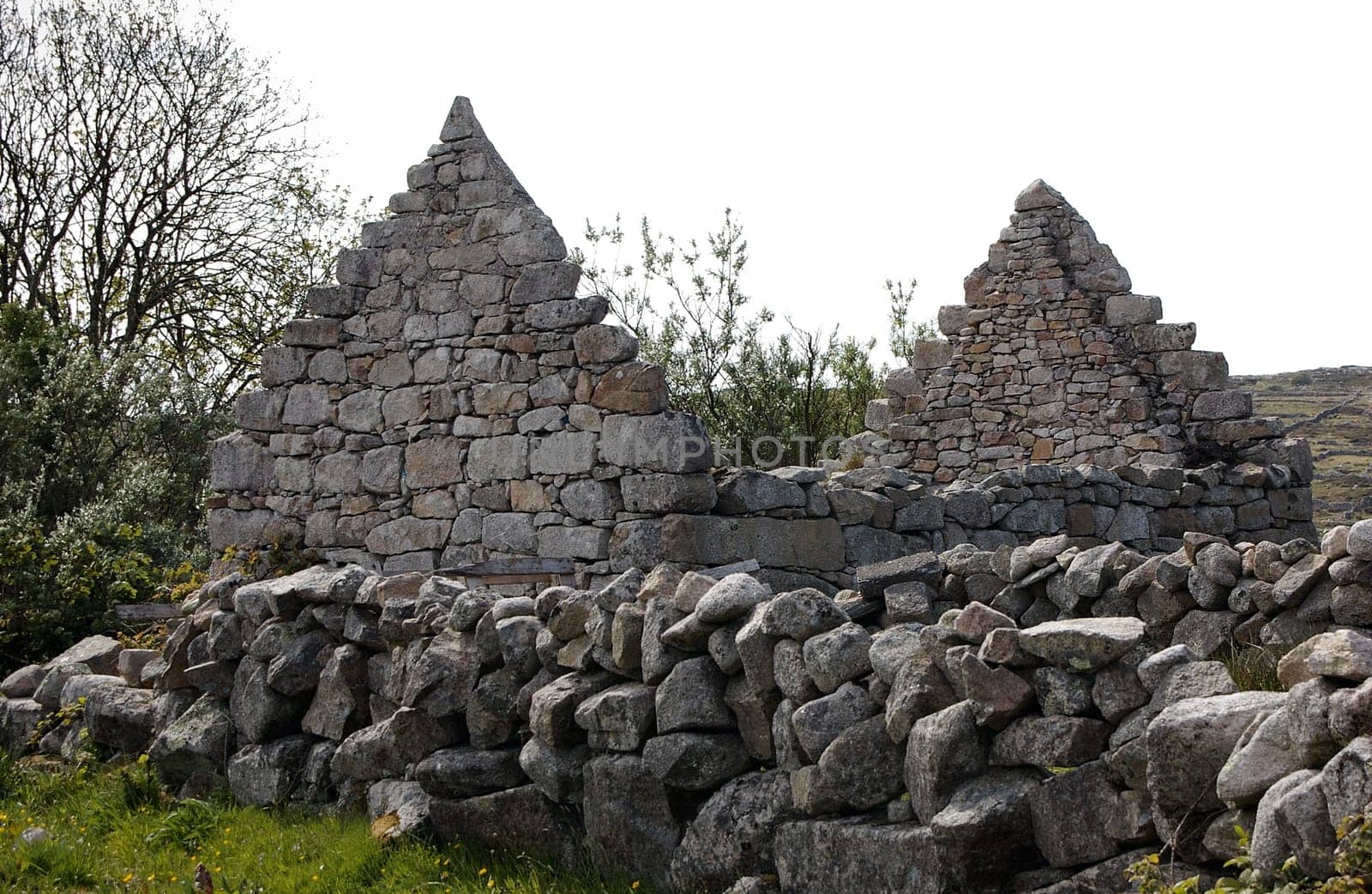 the houses of the inhabitants who died in Ireland during the famine between 1846 and 1851 were left in their original state.