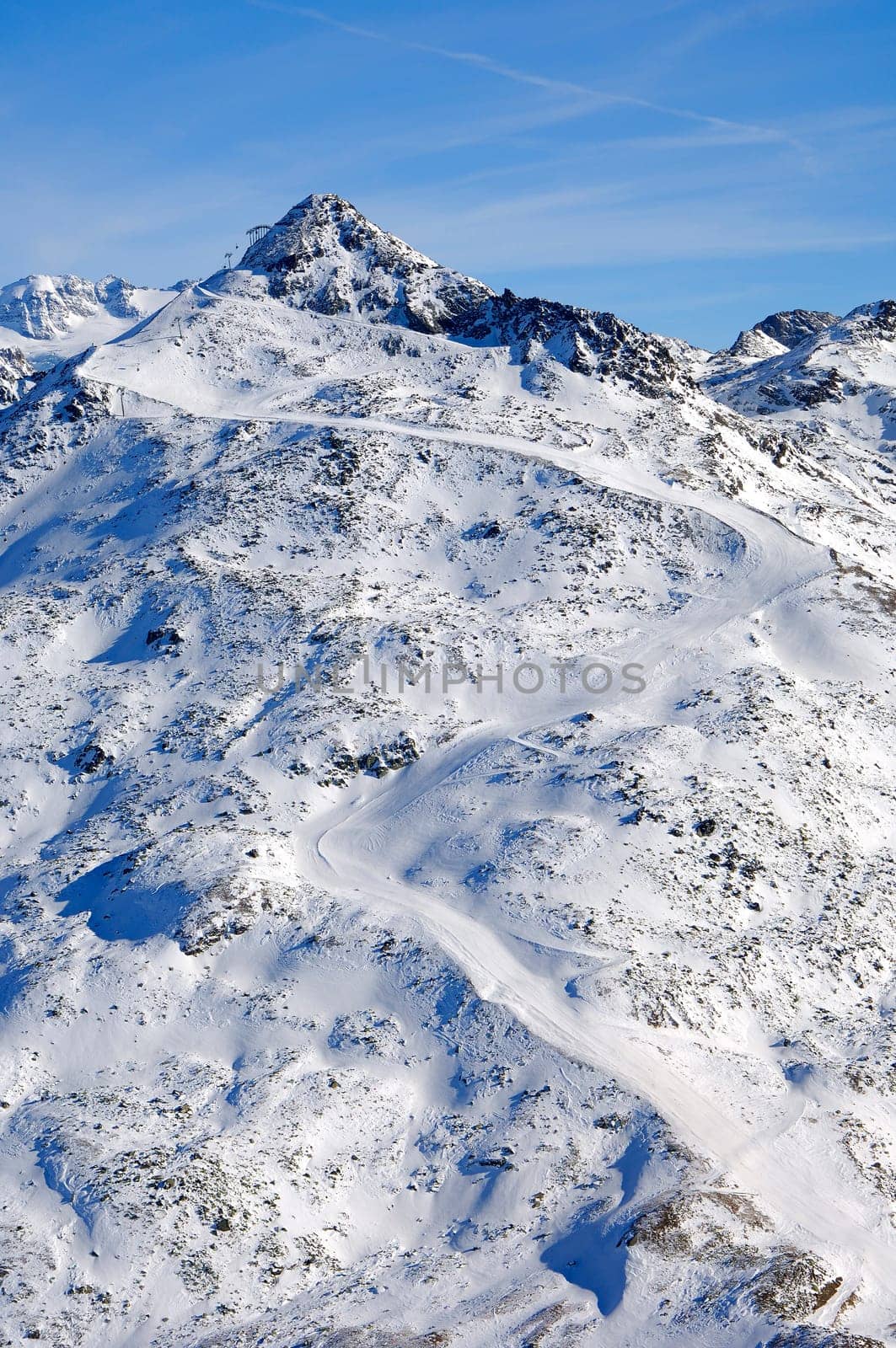 Downhill slope at Mont du Vallon (2952 m),Trois Vallées,Meribel,France