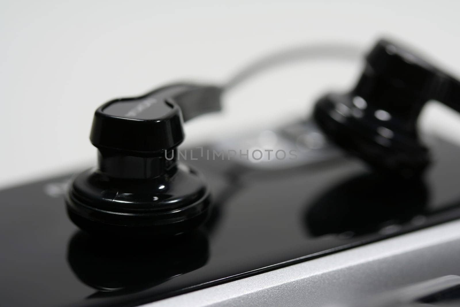 Cell Phone Headphones