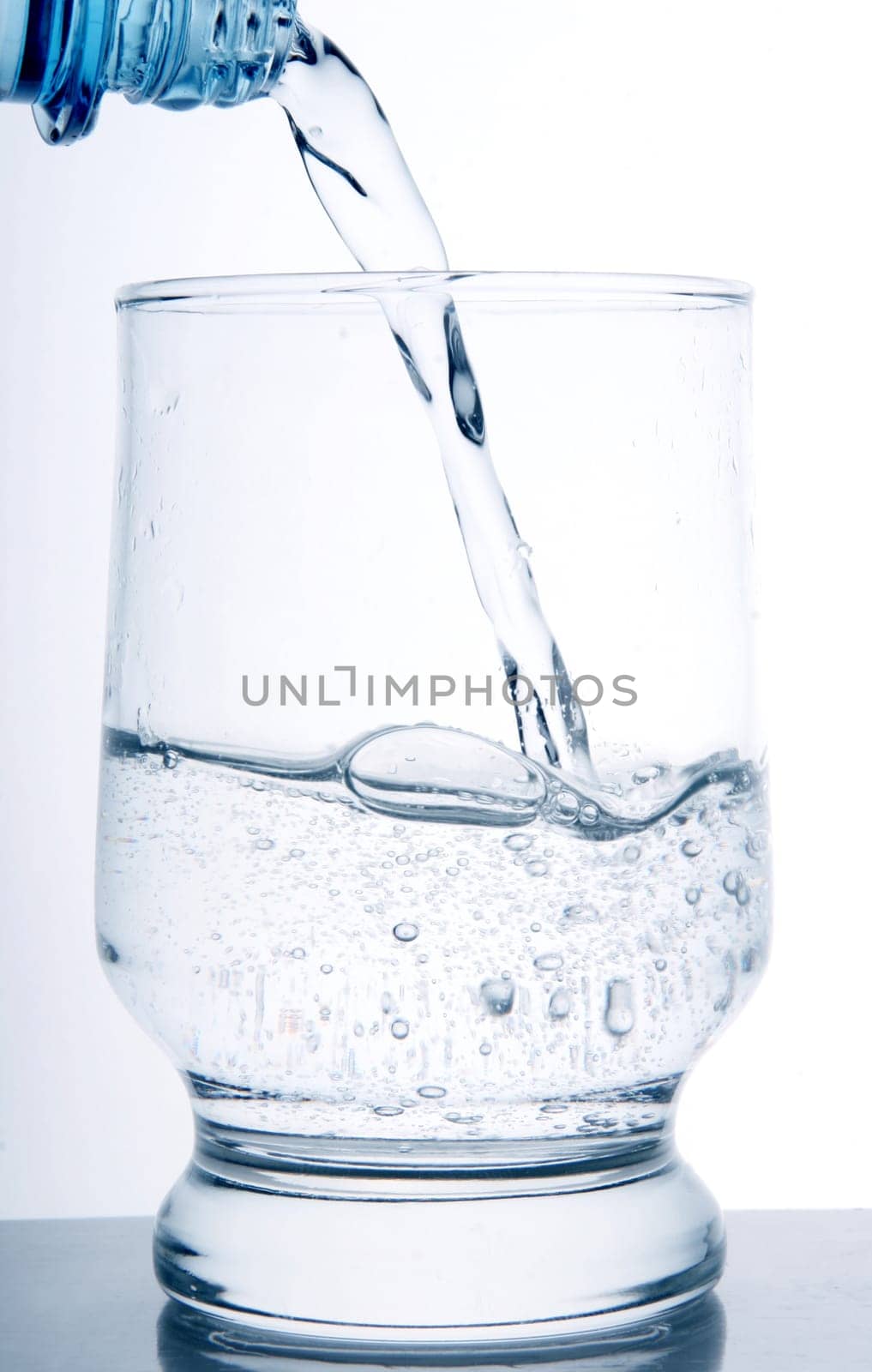 (water splash) or water or (water glass) or (water liquid) or (water clean)