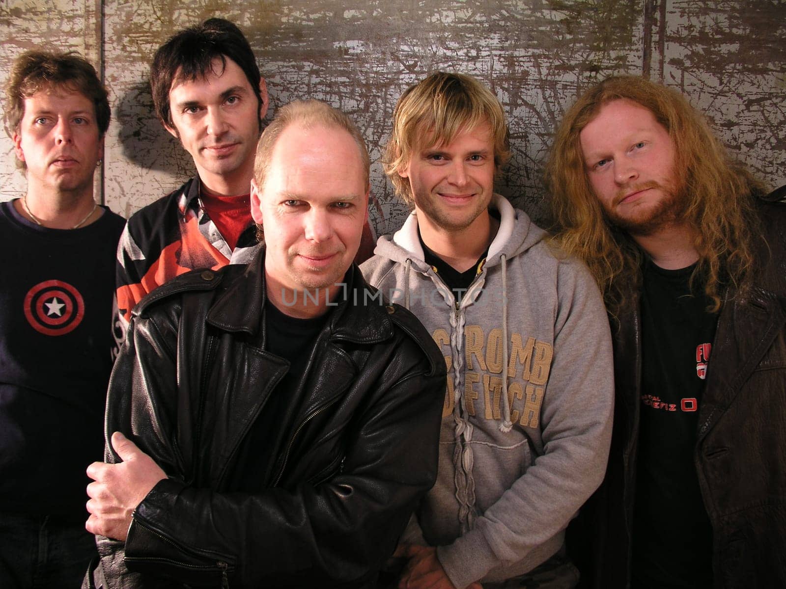 Photo session in the rehearsal room of RockWorx.