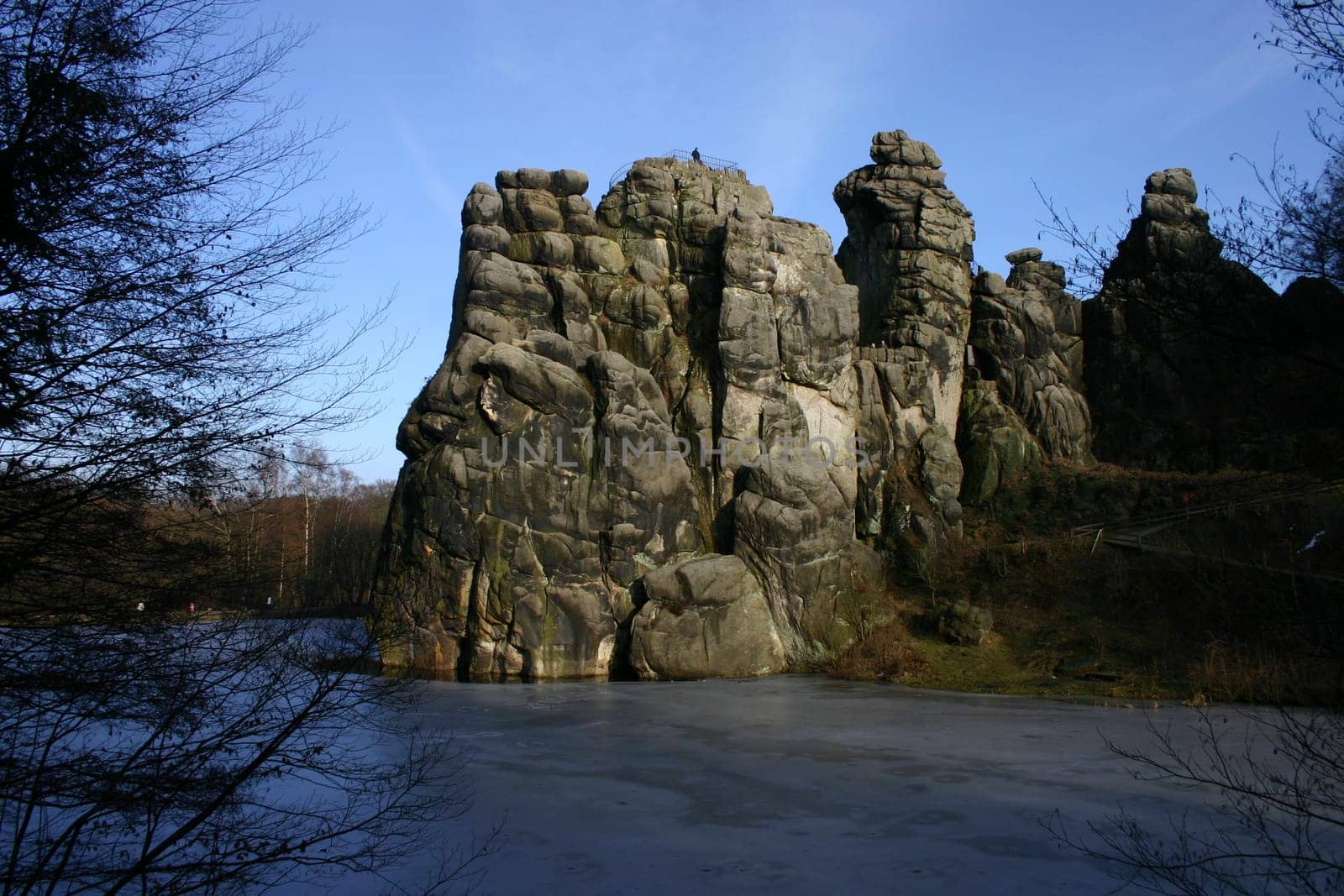 and on it goes around the Externsteine.... with a direct view of the rock formations...