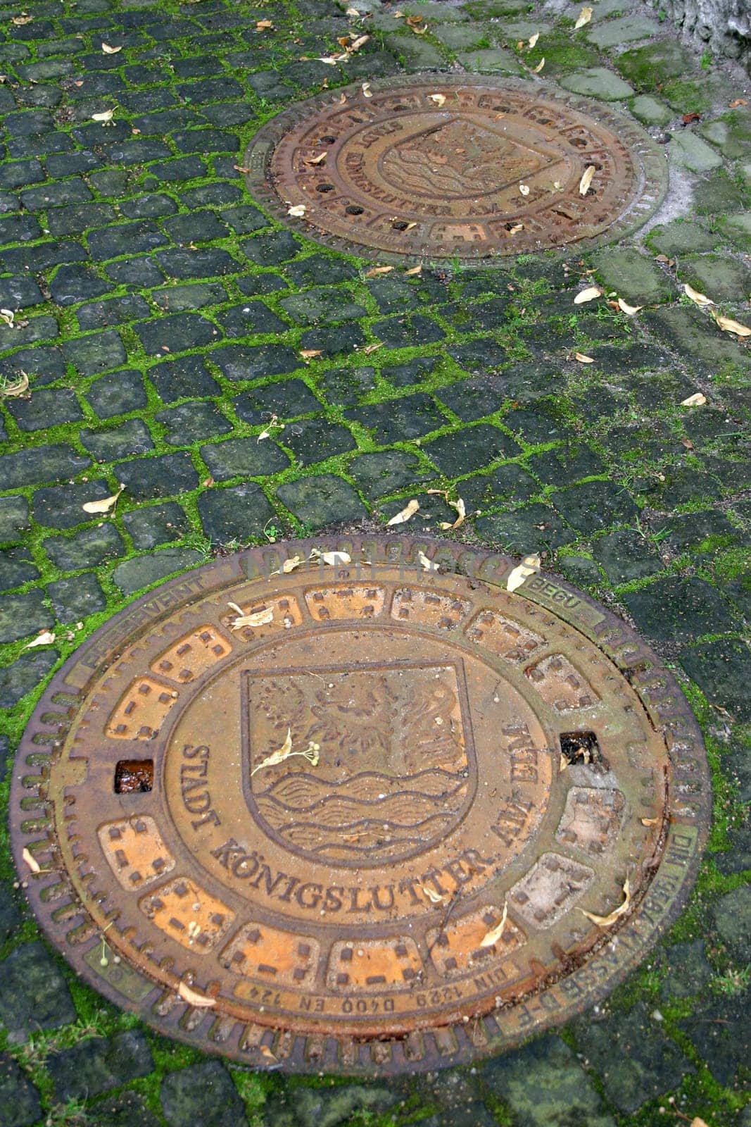 Manhole cover of the city of Königslutter am Elm