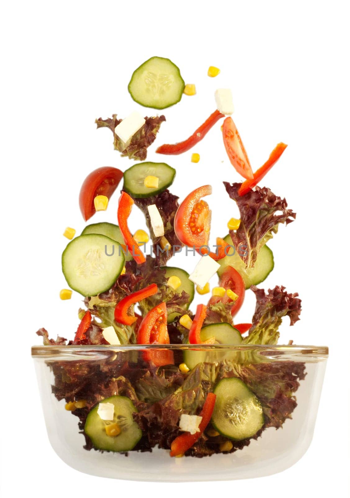 Falling salad with sheep's cheese