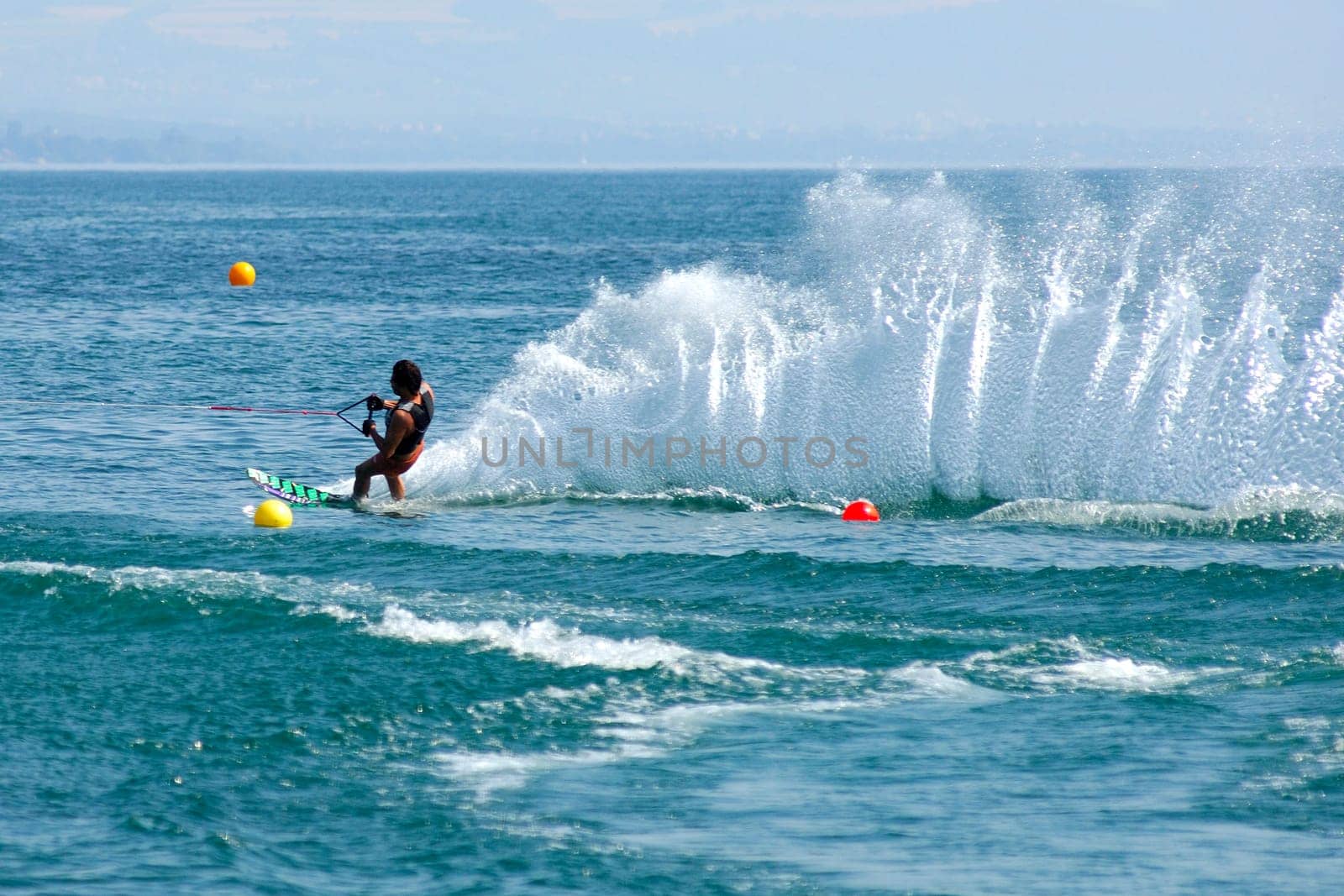 Water splashes