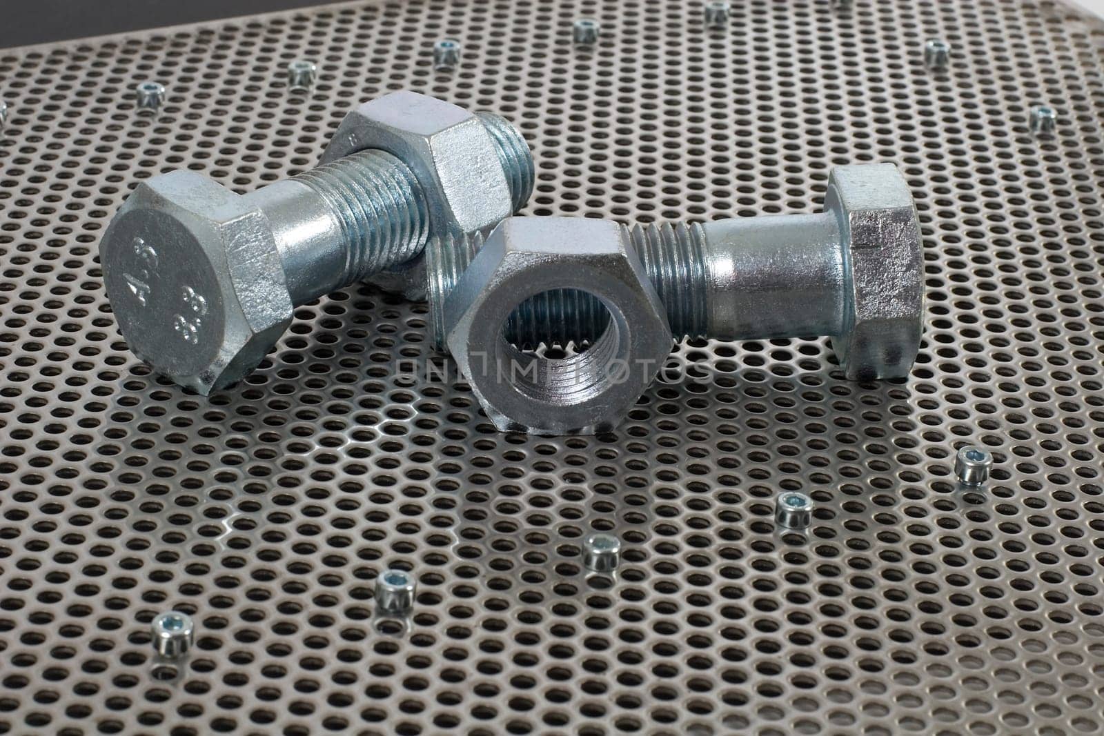 Screws2