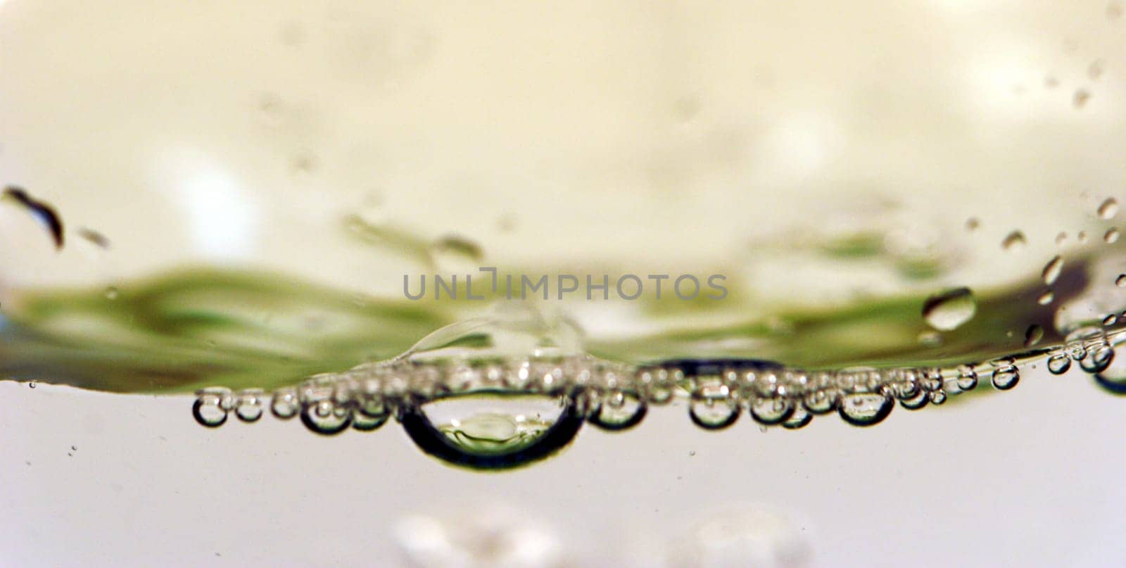 Water bubble rim
