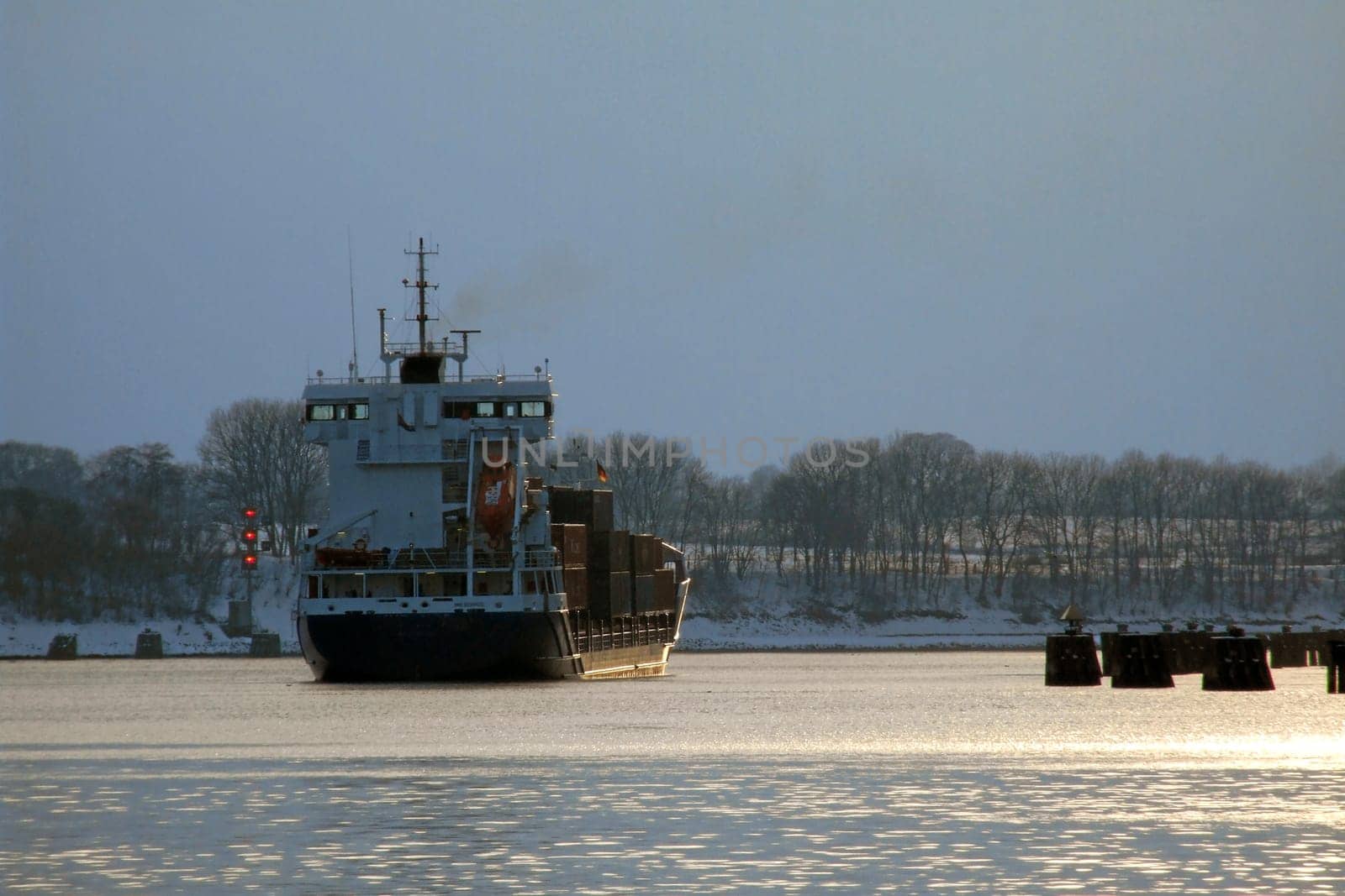 Winter evening at the NE canal